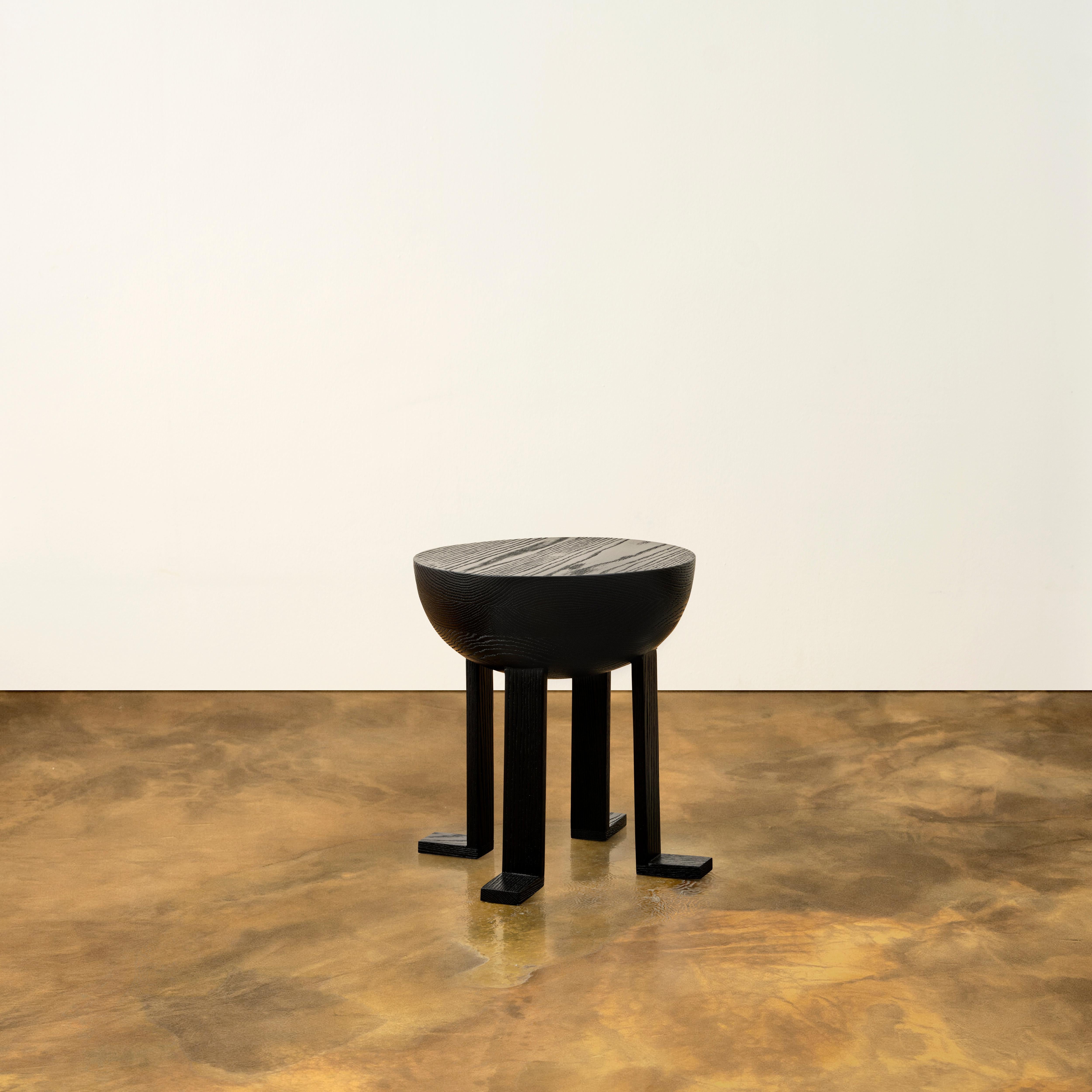 Crafted in solid oak, this side table embraces modernity and playfulness. It’s unusual legs, inspired by the Commedia dell’Arte character Pierrot’s long sleeves, celebrates the line between stage and life. This sculptural piece is perfect to be used
