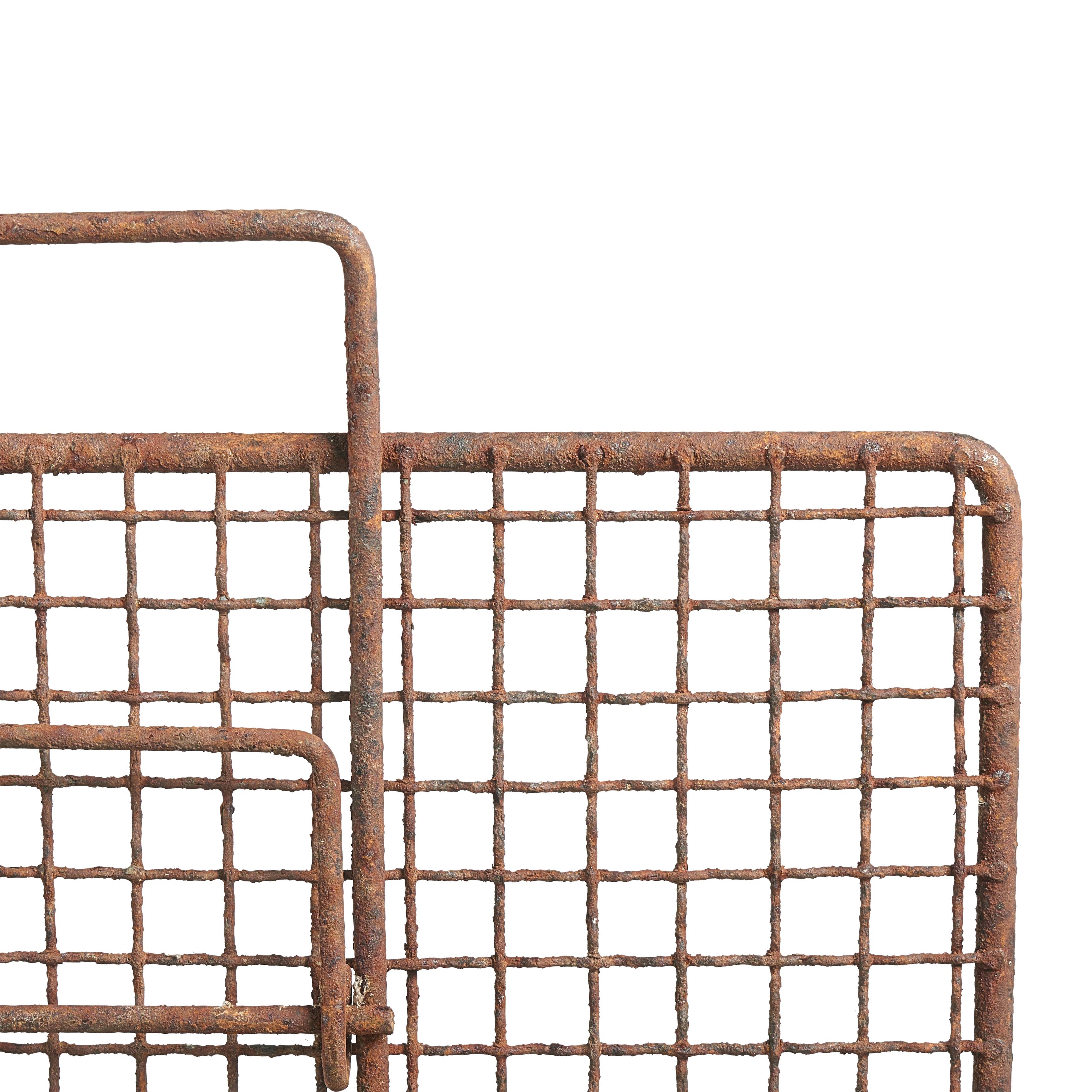 Mid-20th Century Wire Cage for Shipping Shell Fish For Sale