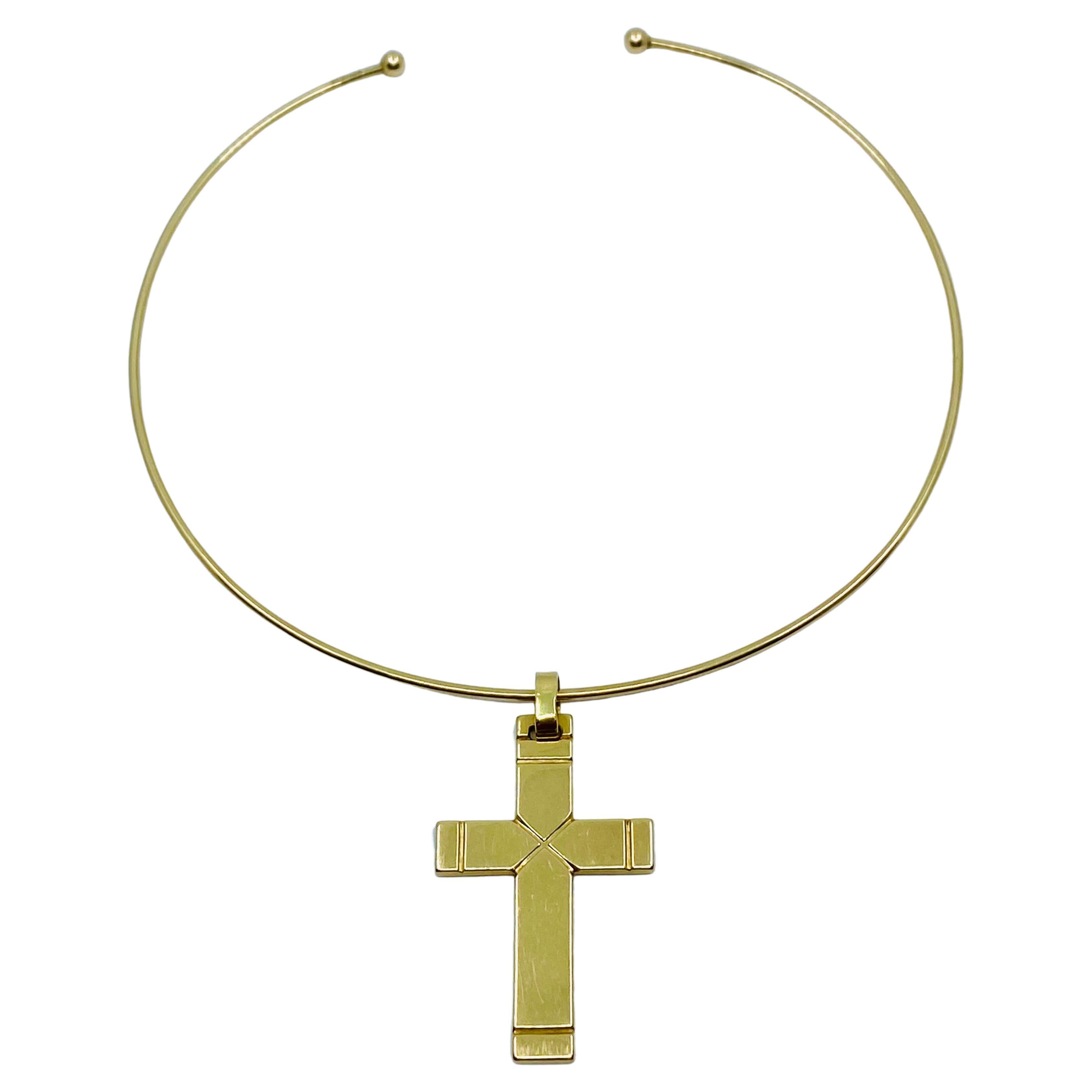 Wire Choker Necklace with Cross Pendant 14k Gold
