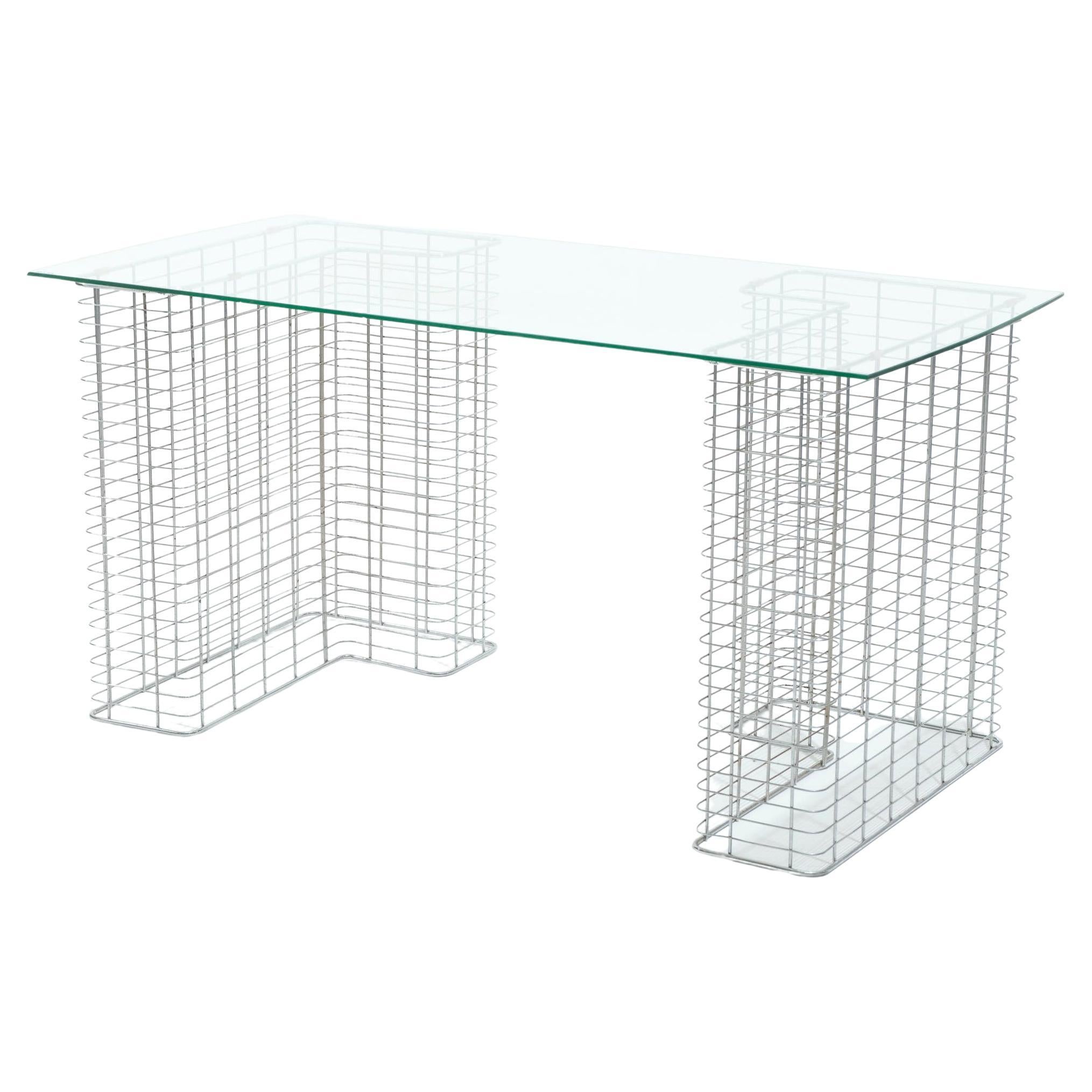 Escritorio "Wire" de cristal y metal, Terence Conran, años 80 en venta