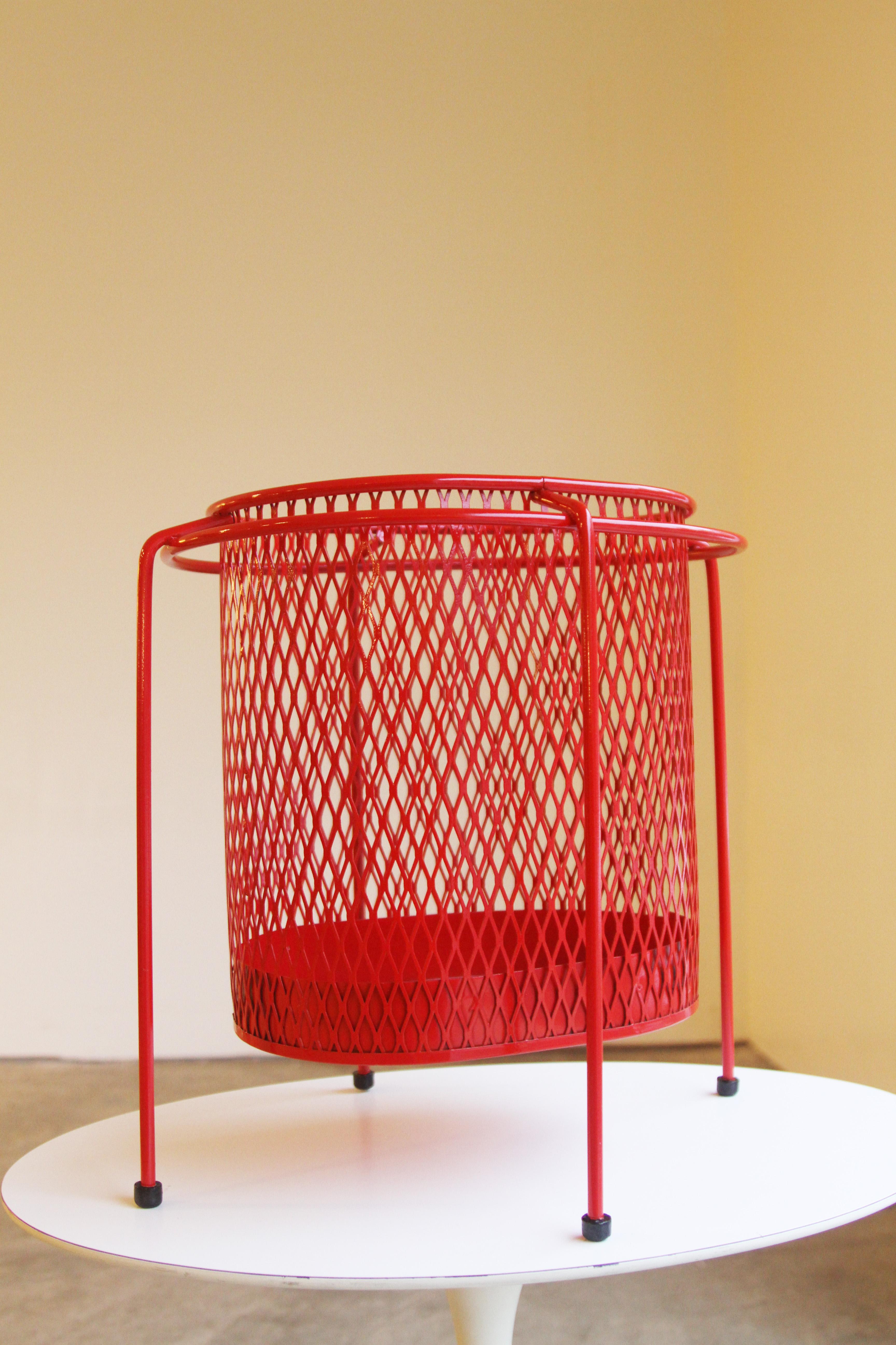 Wire Iron Modernist Waste Basket by Maurice Ducin, circa 1953 3