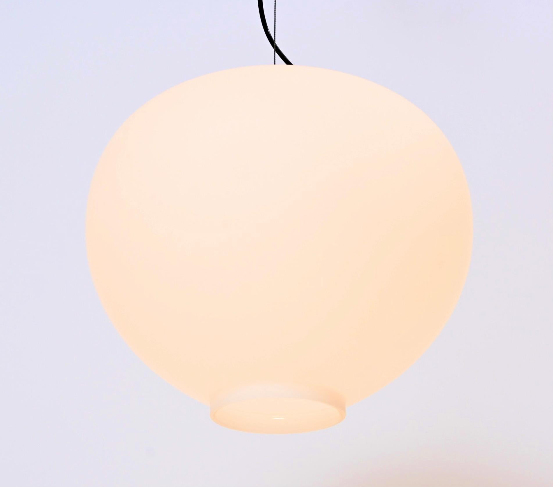 Wire-Suspended Opaline Glass Ceiling Pendant by Stilnovo, Italy, circa 1955 In Good Condition In London, GB
