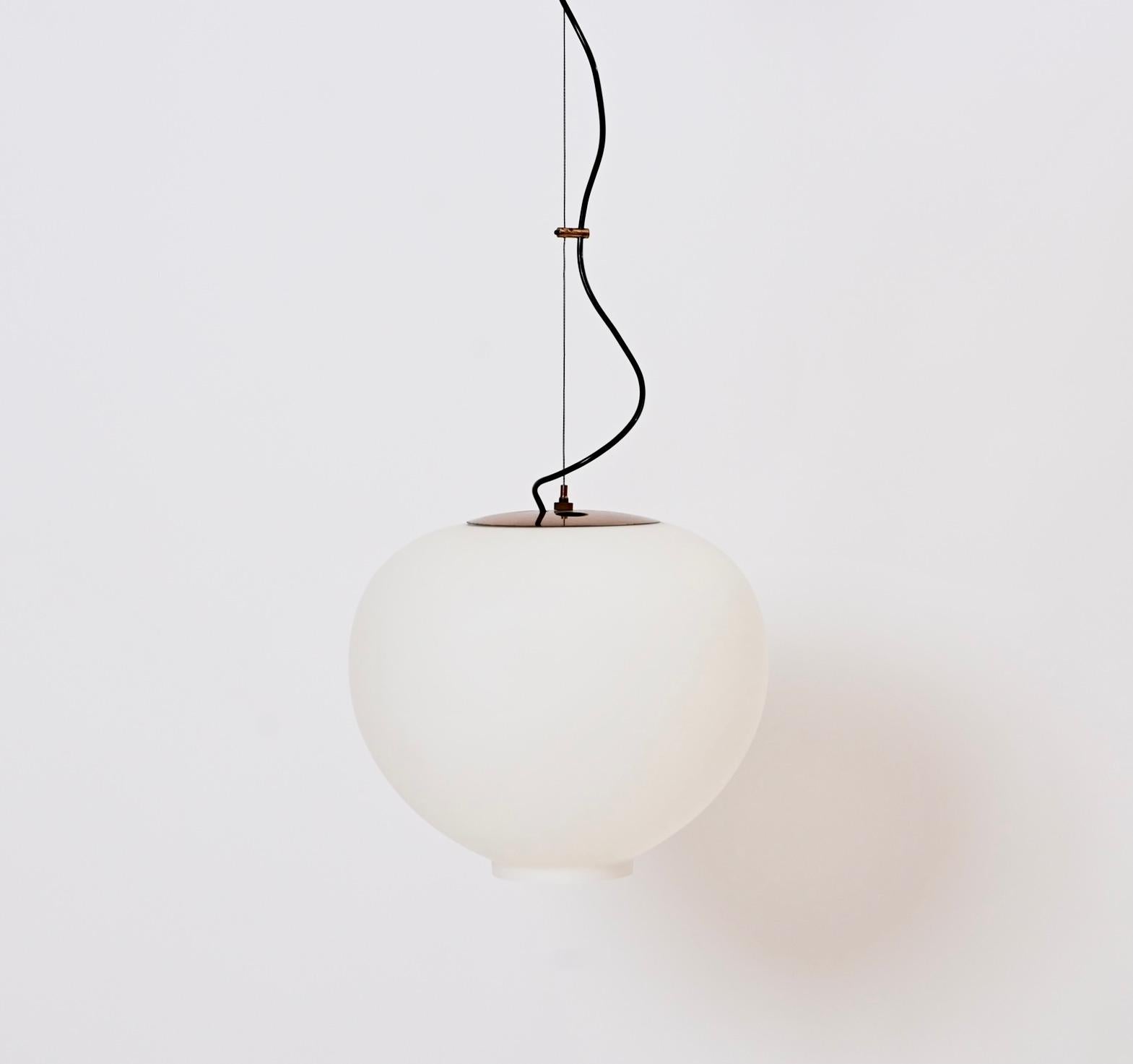 Mid-20th Century Wire-Suspended Opaline Glass Ceiling Pendant by Stilnovo, Italy, circa 1955