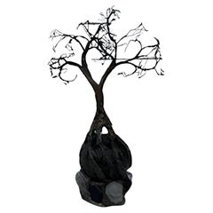 Escultura metálica del árbol de la vida de alambre