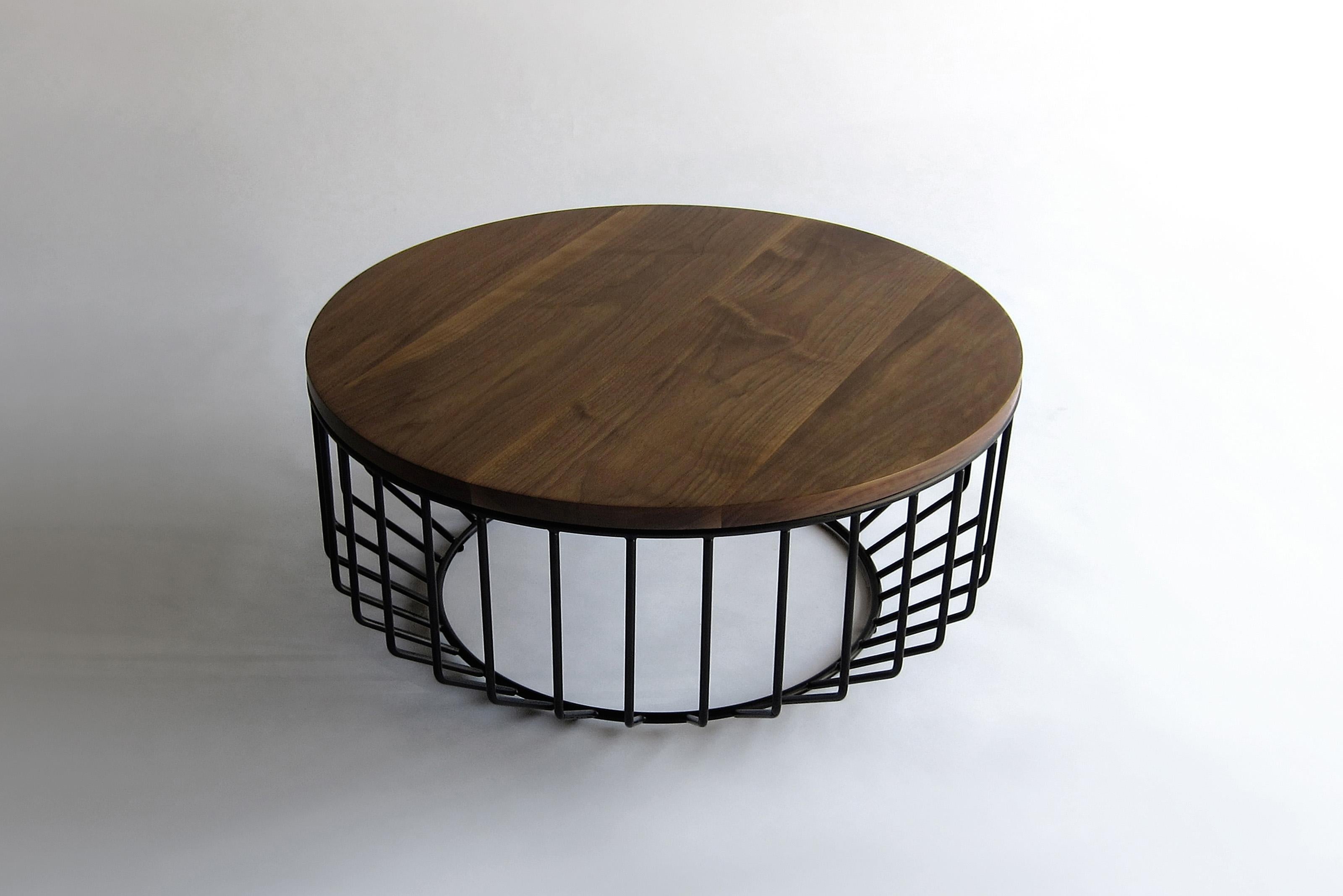 Moderne Table basse câblée par Phase Design en vente