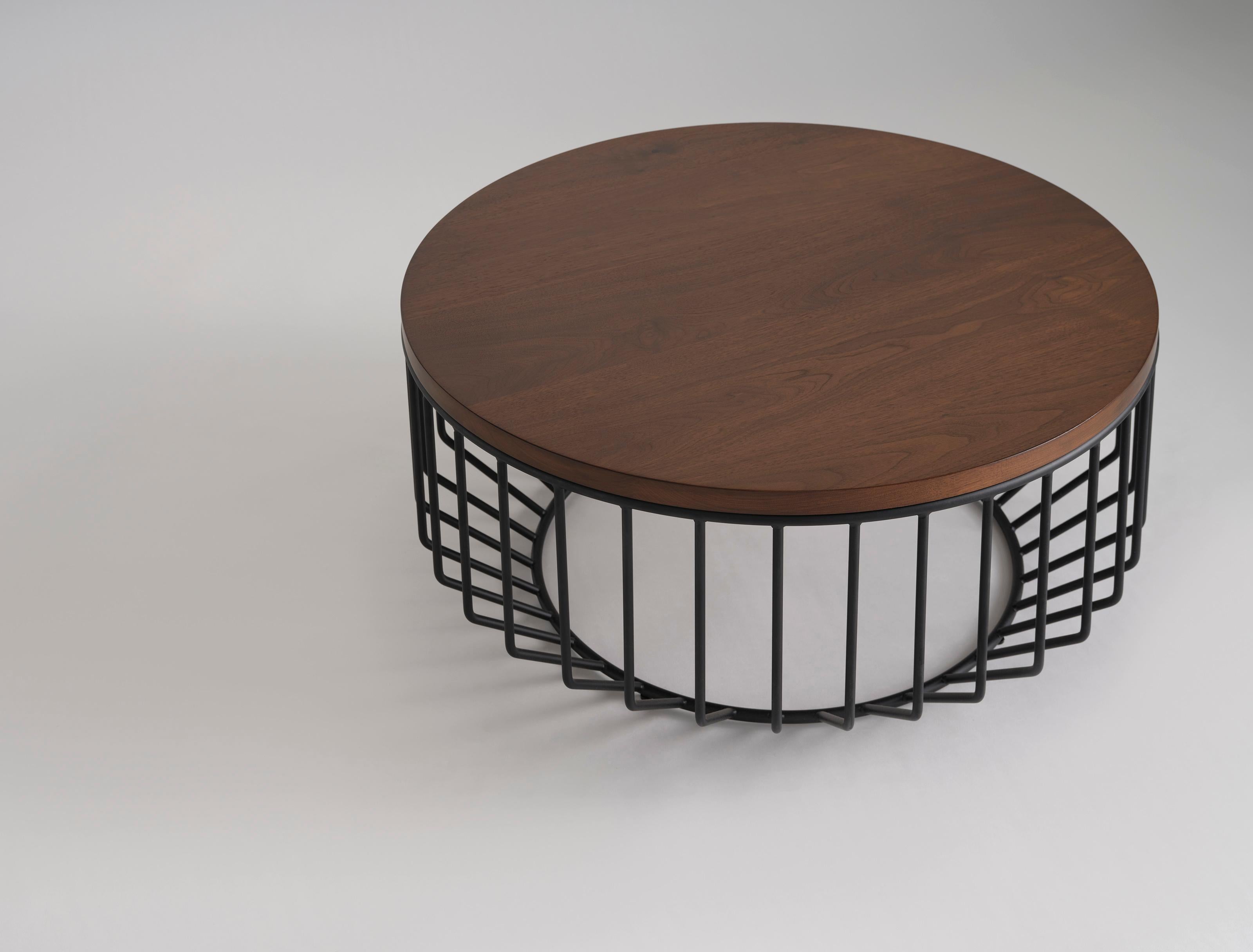 Américain Table basse câblée par Phase Design en vente