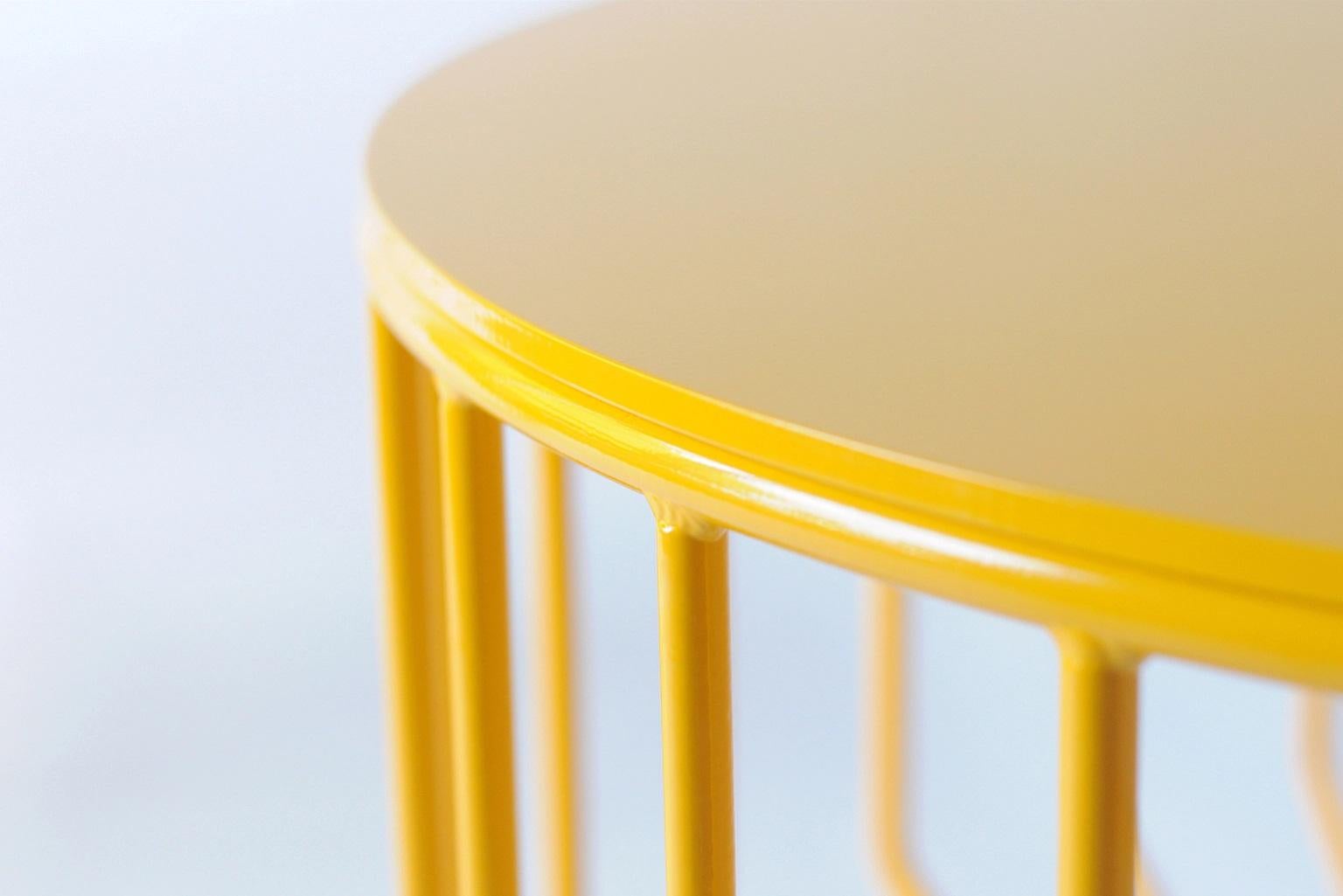 Américain Table de complément câblée par Phase Design en vente