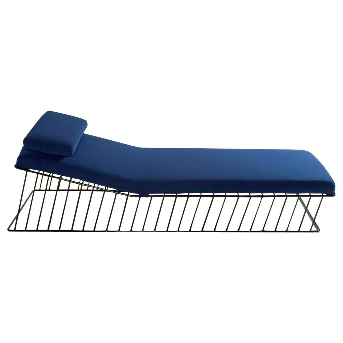 Verdrahtete kursive Chaise Outdoor im Angebot