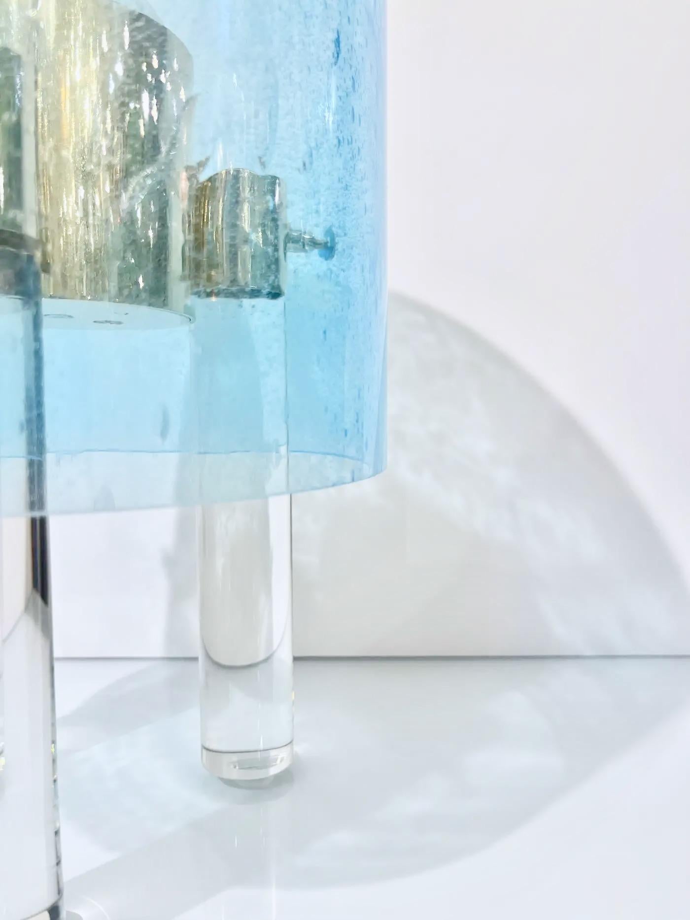 Mid-Century Modern Lampe de bureau italienne Dimmable en verre de Murano bleu ciel de l'ère spatiale en nickel en vente