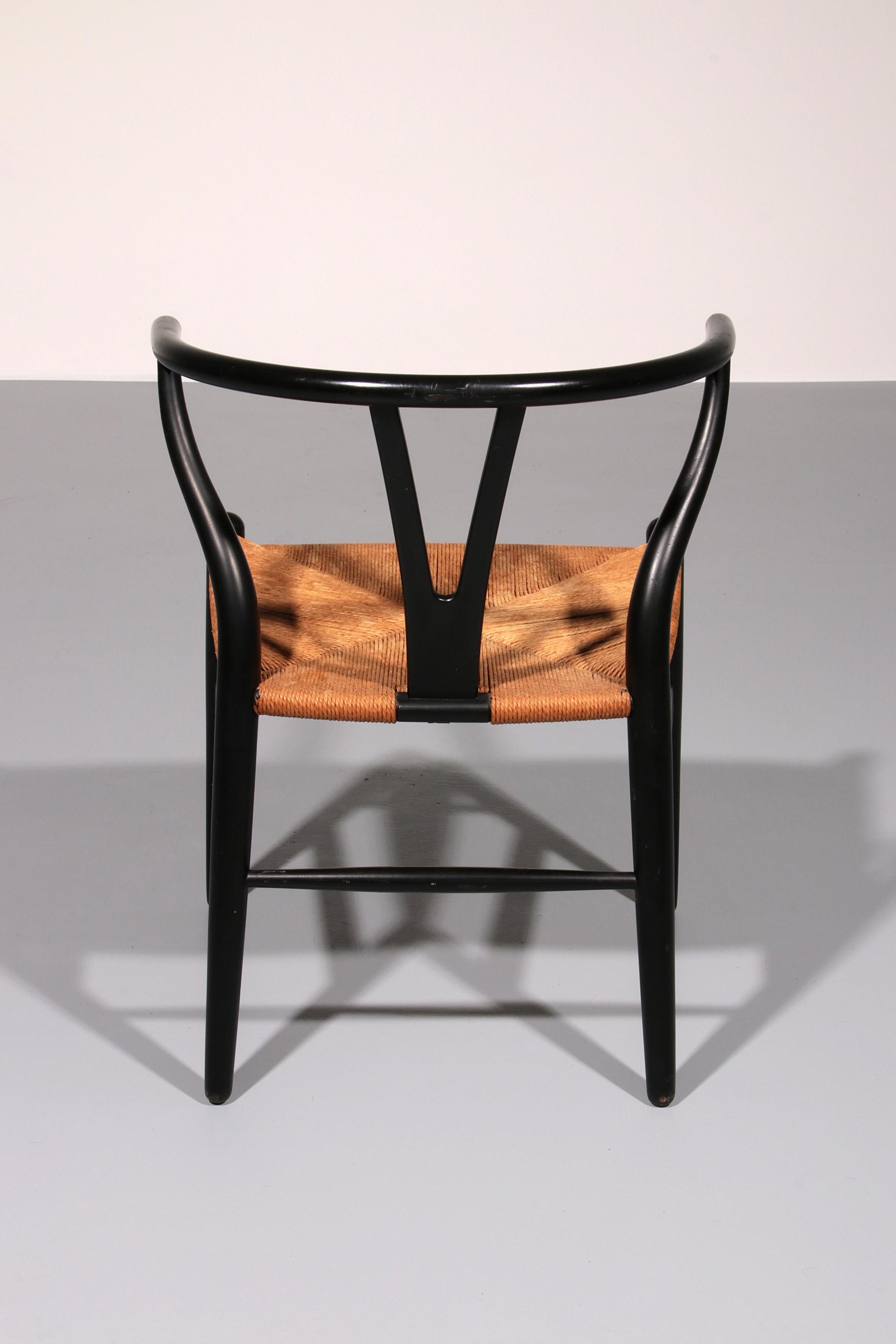 Sedia Wishbone di Hans J. Wegner Modello CH 24 di Carl Hansen, 1960 In condizioni buone in vendita a Oirlo, LI