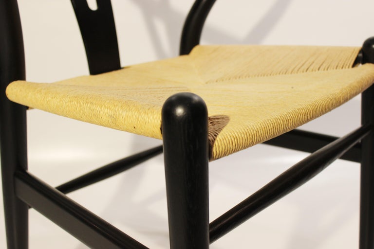 Danish Wishbone Chair, Model CH24, by Hans J. Wegner For Sale