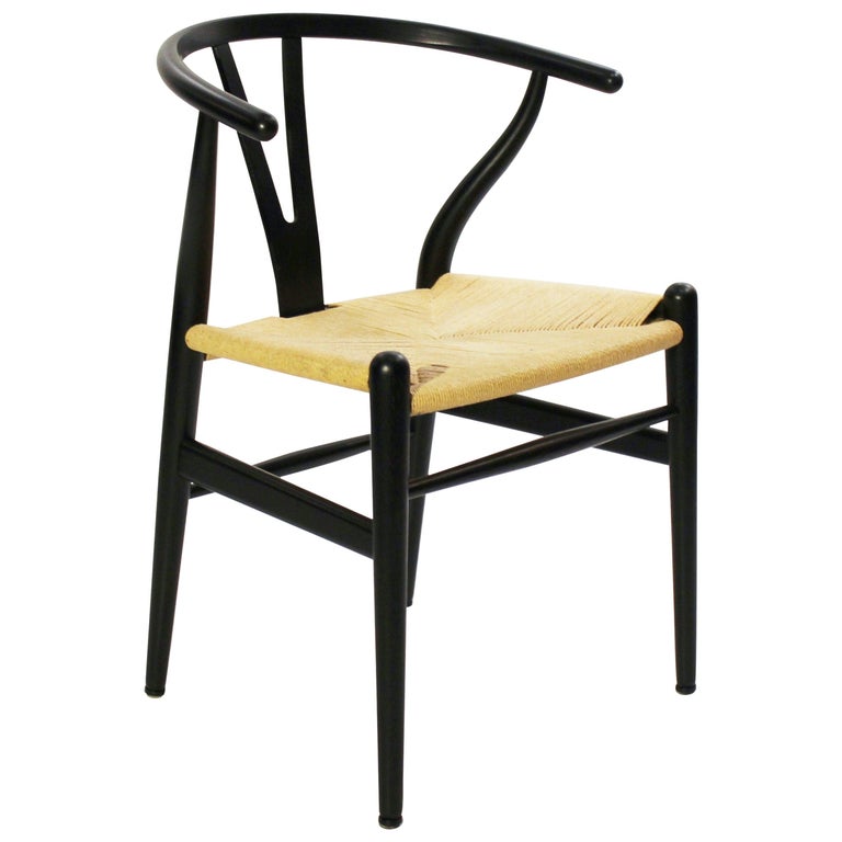 Wishbone Chair, Model CH24, by Hans J. Wegner For Sale