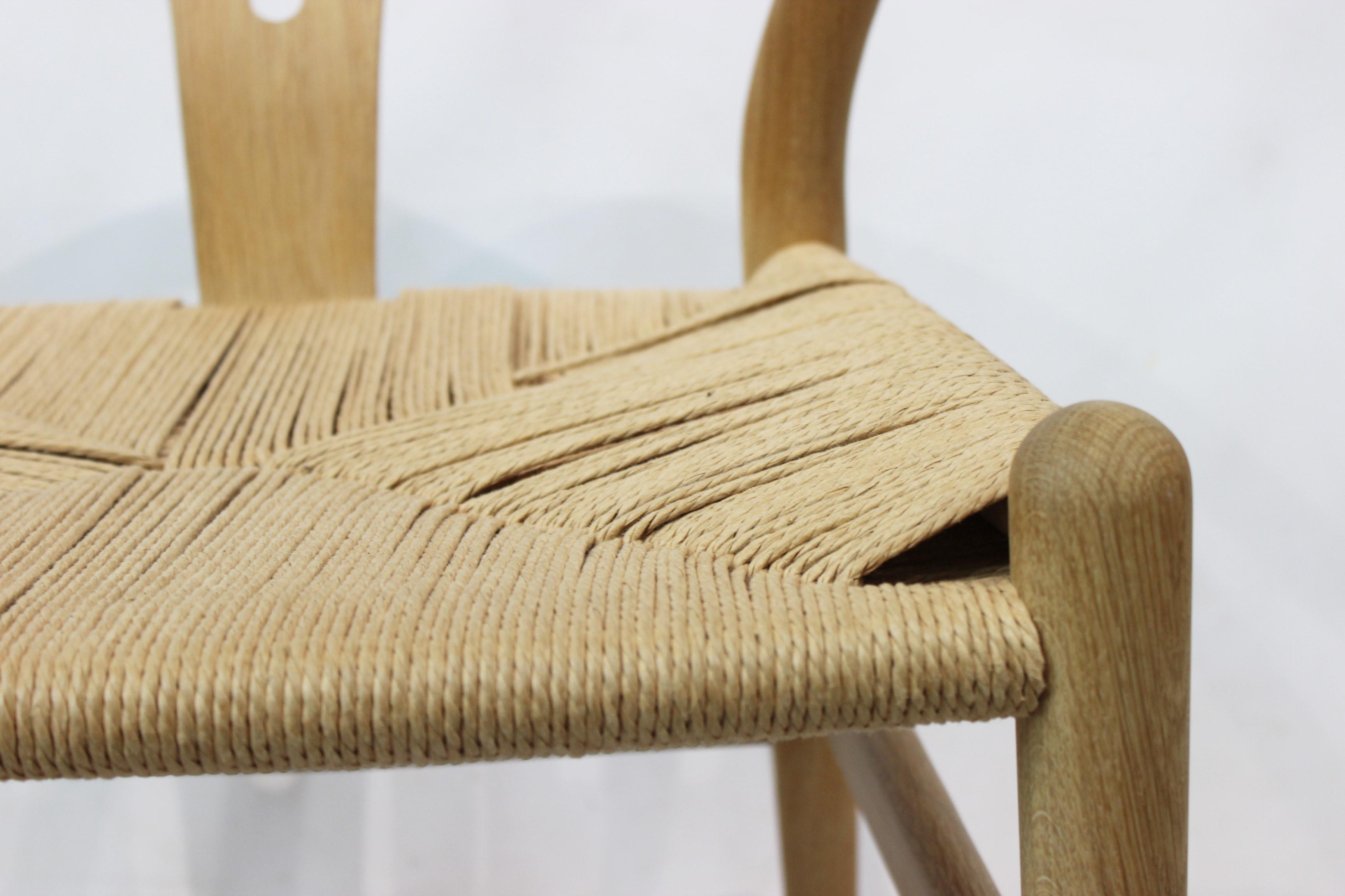 Papercord Wishbone Chair, Model CH24, in Oak and Paper Cord by Hans J. Wegner