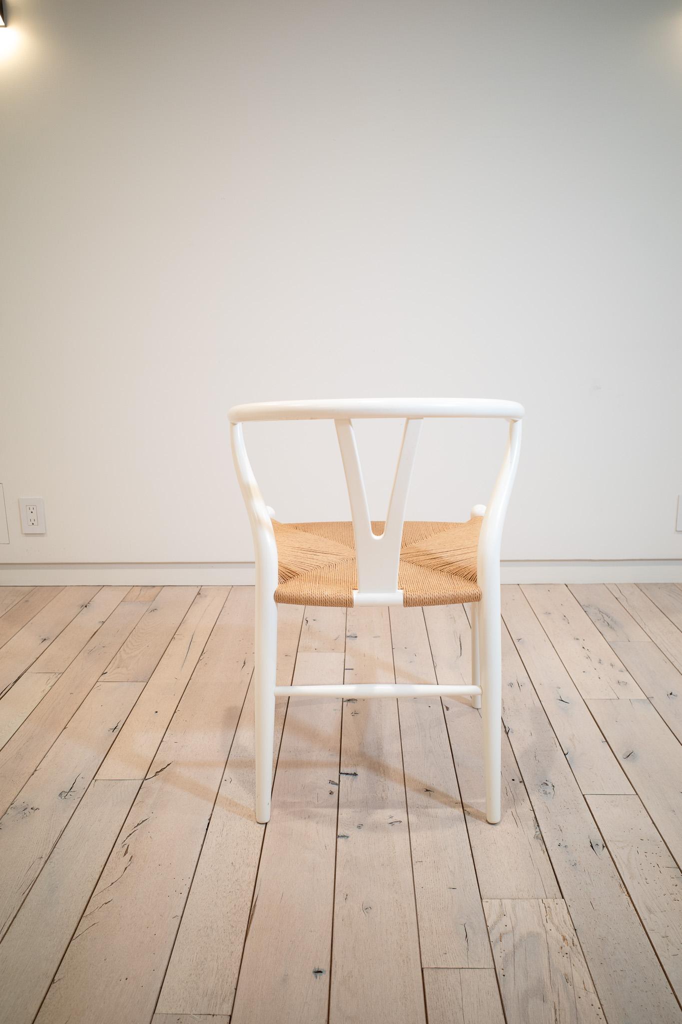 Wishbone Chairs by Hans J. Wegner in vendita 3