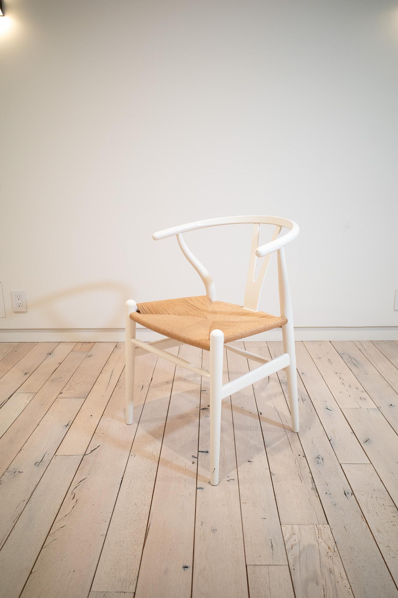 Wishbone Chairs by Hans J. Wegner in vendita 1