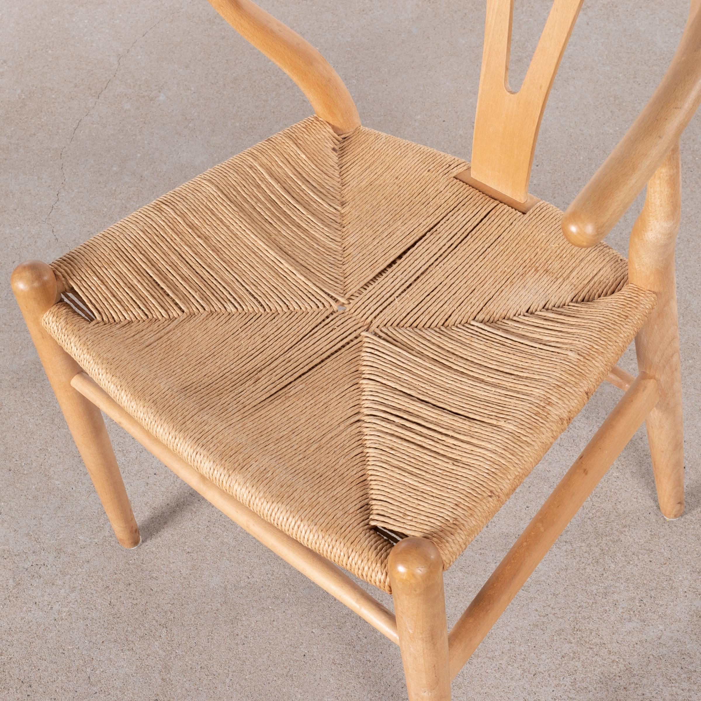 Wishbone Dining Chairs Model CH24 by Hans Wagner for Carl Hansen & Søn, Denmark 4