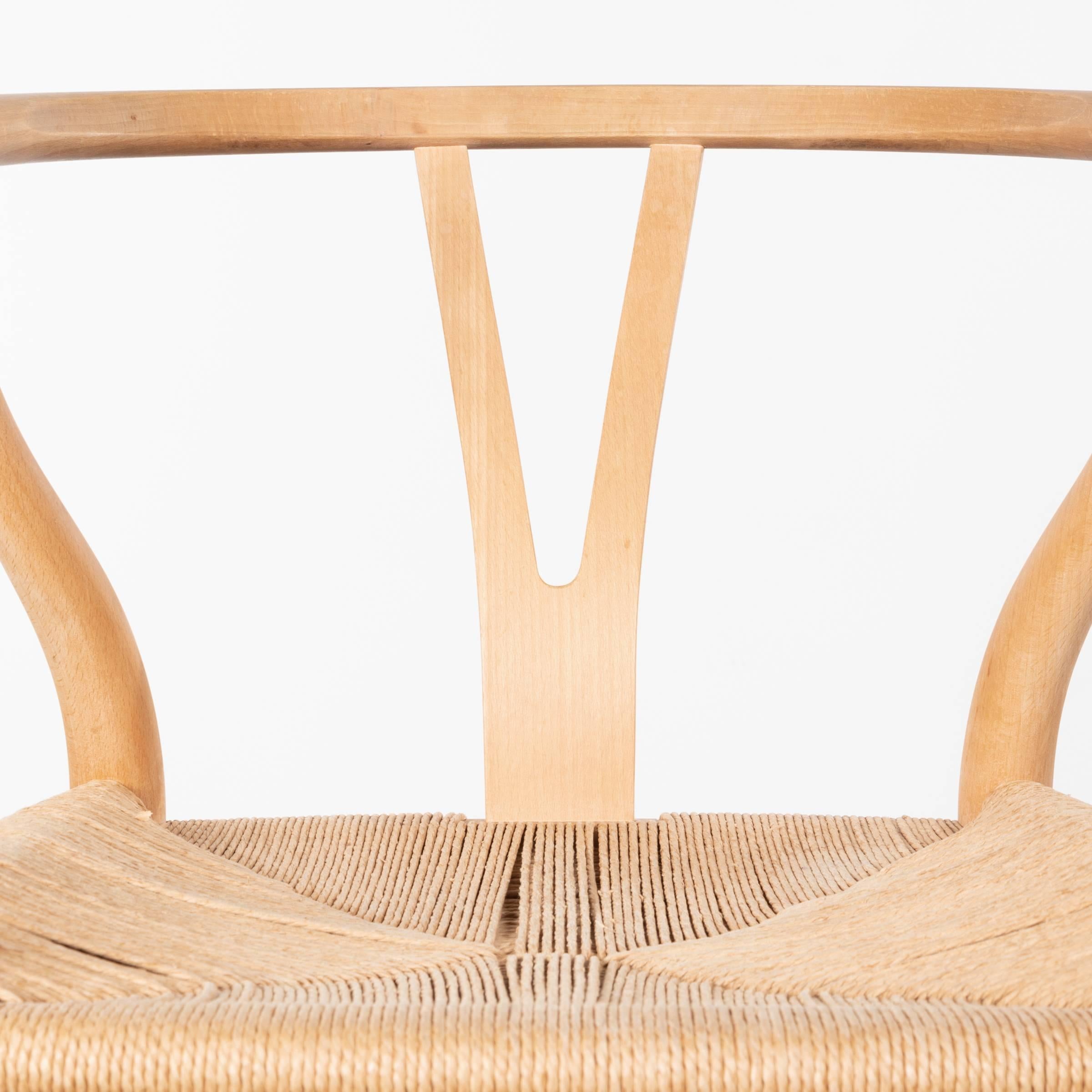 Wishbone Dining Chairs Model CH24 by Hans Wagner for Carl Hansen & Søn, Denmark 7