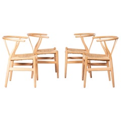 Wishbone Dining Chairs Model CH24 by Hans Wagner for Carl Hansen & Søn, Denmark