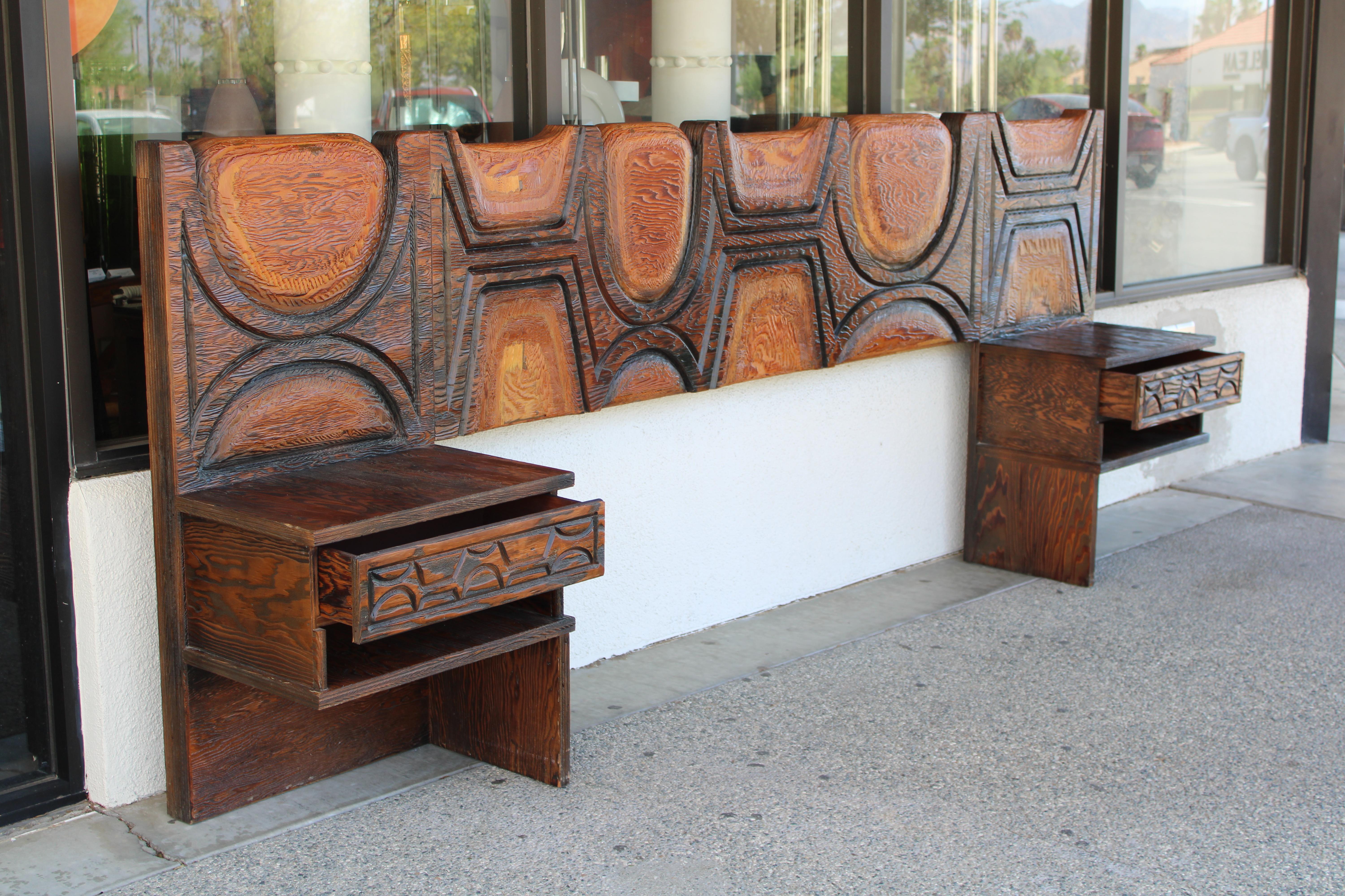 Cadre de lit, tête de lit et deux tables de nuit Witco Bon état - En vente à Palm Springs, CA