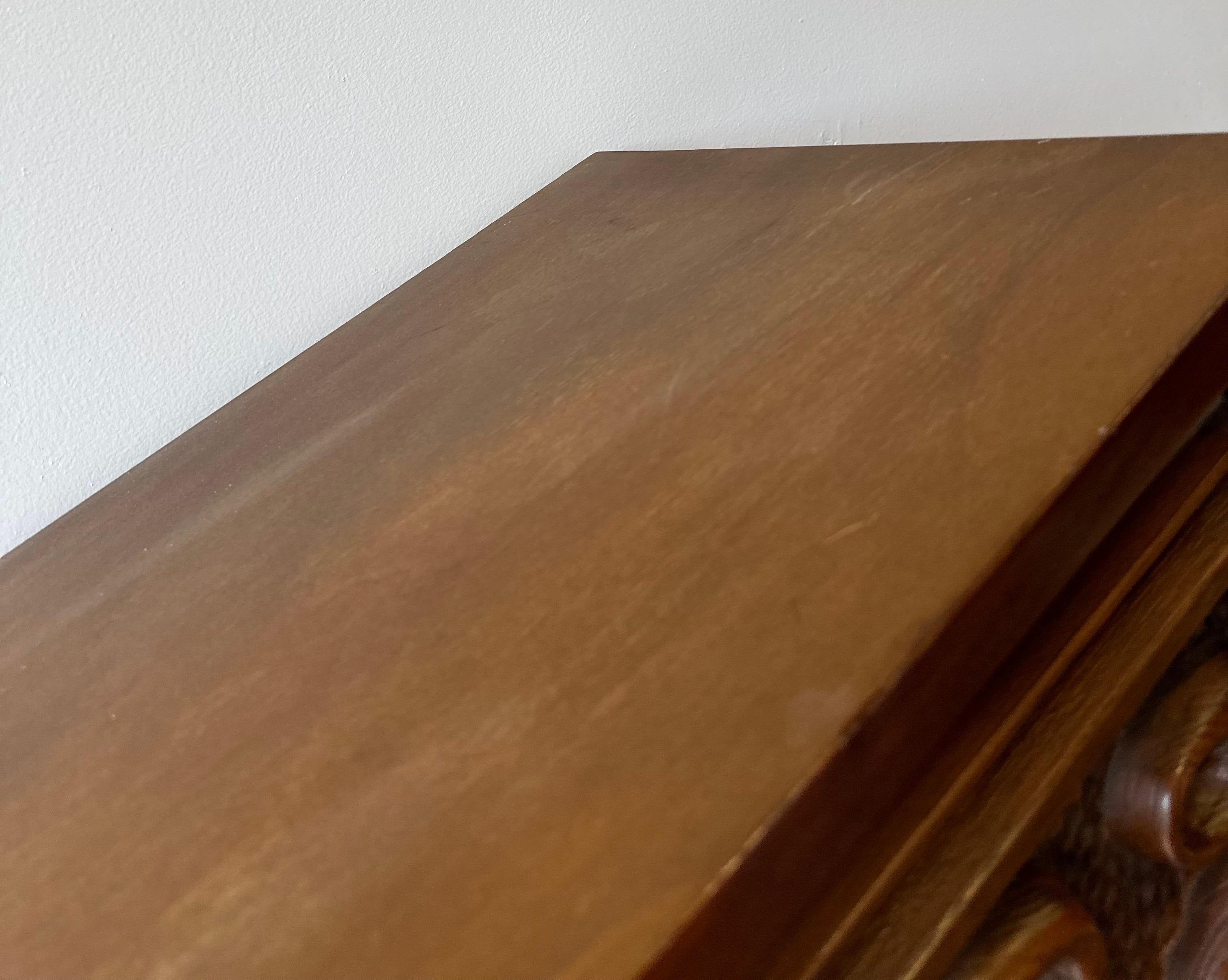 Witco style mad men two piece credenza hutch by Pulaski Oceanic Contour70 In Good Condition For Sale In Sayreville, NJ
