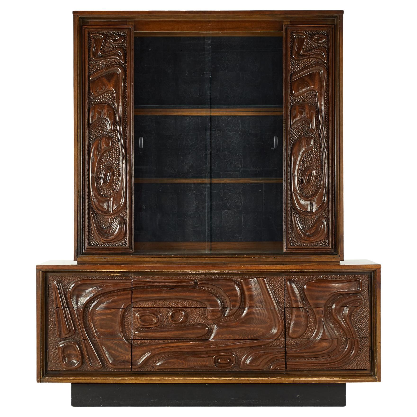 All White Lacquer Broyhill Brasilia China Buffet and Hutch at