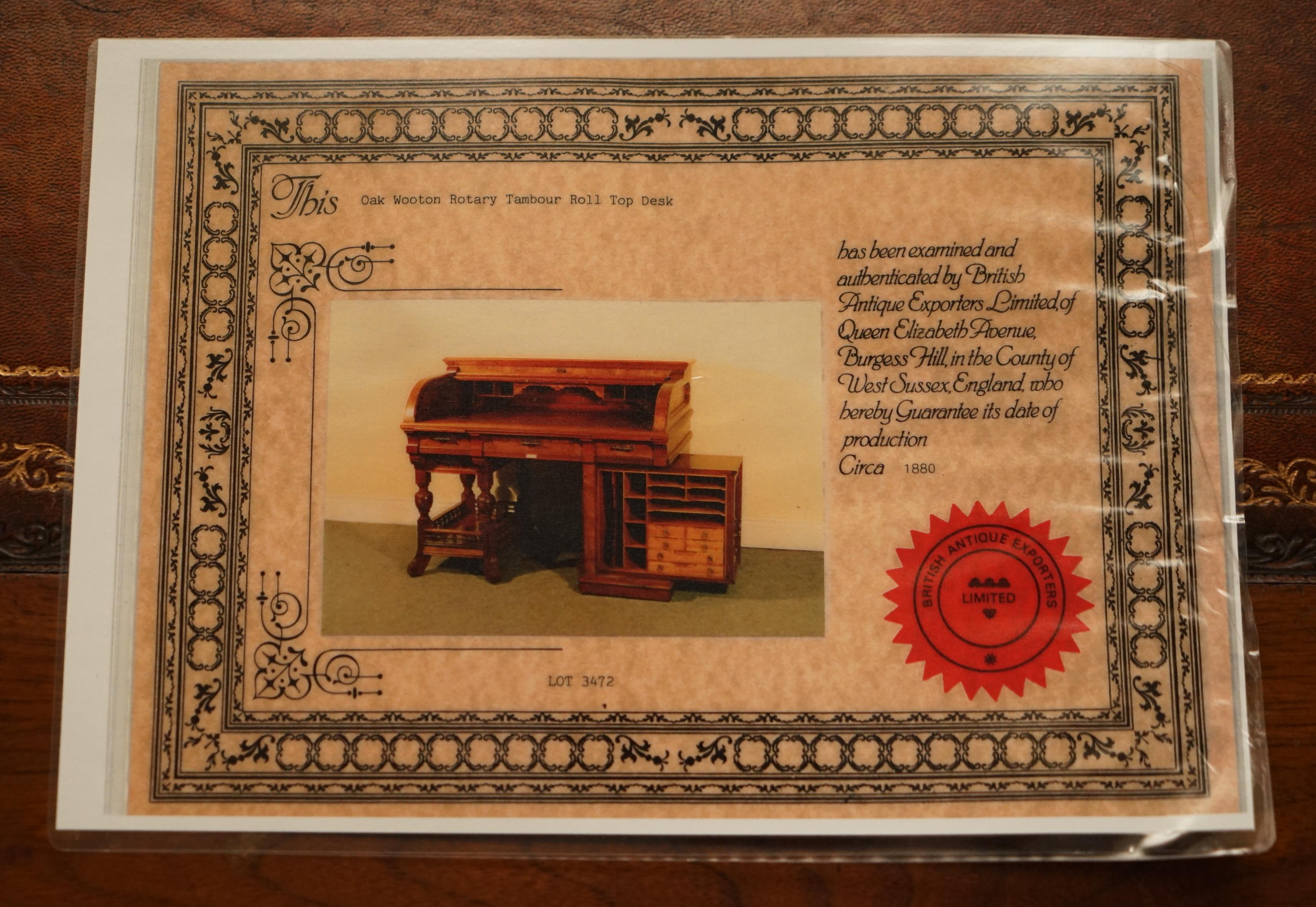 Avec certificat Antique Shannon File Co Victorian Walnut Tambour Desk doit voir en vente 13