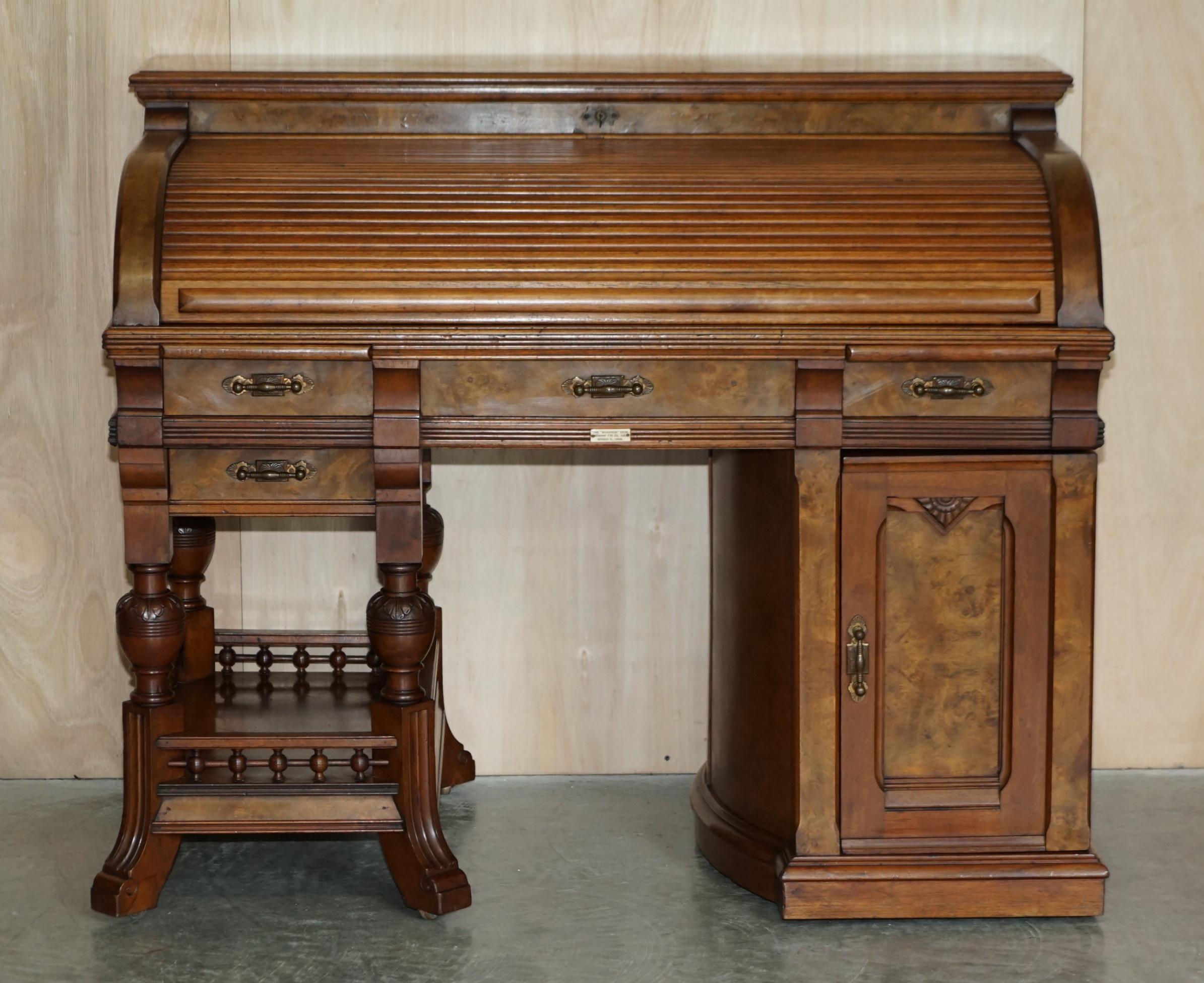Apogée victorien Avec certificat Antique Shannon File Co Victorian Walnut Tambour Desk doit voir en vente