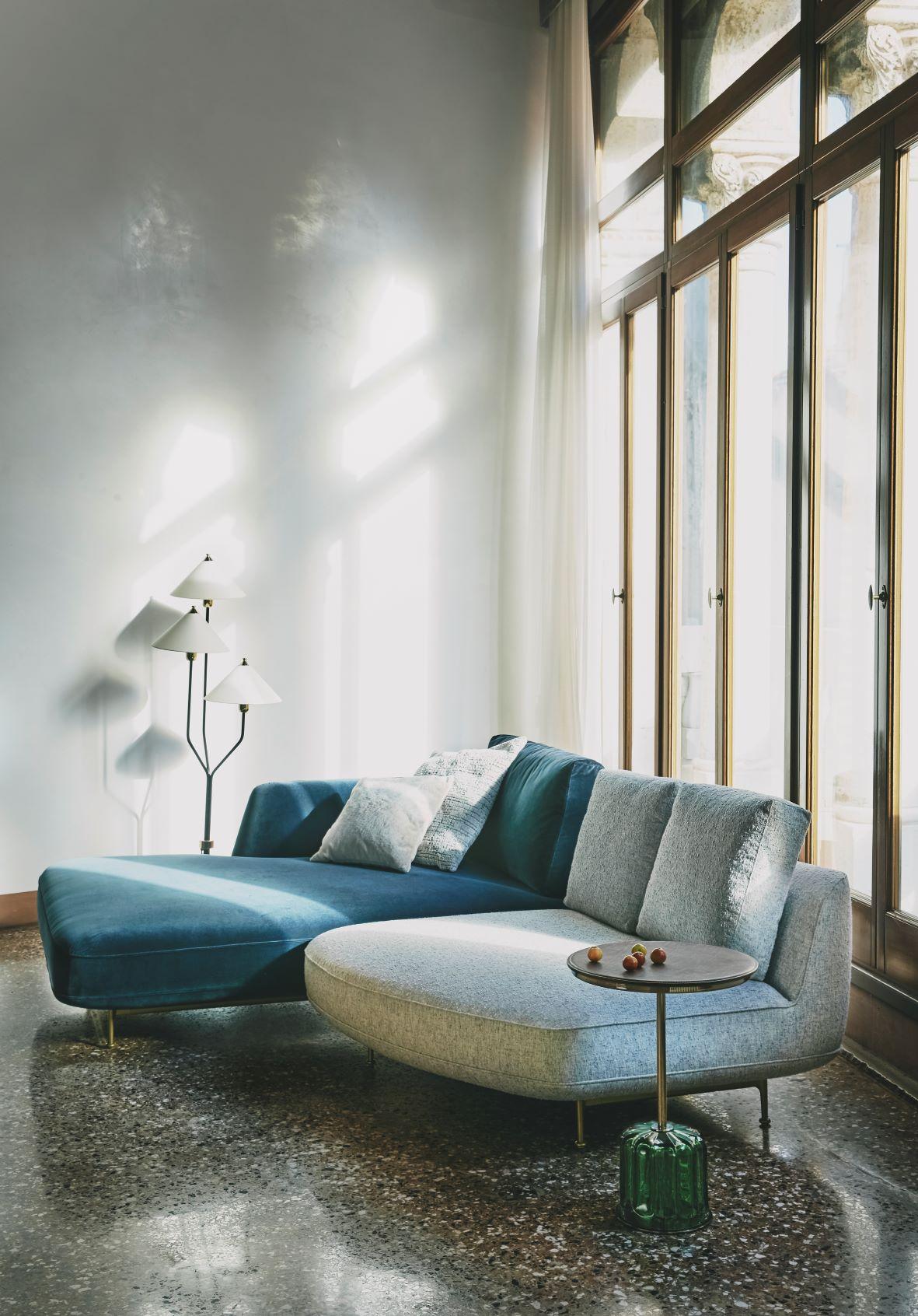 Anpassbares Wittmann Andes-Sofa entworfen von Luca Nichetto im Zustand „Neu“ im Angebot in New York, NY
