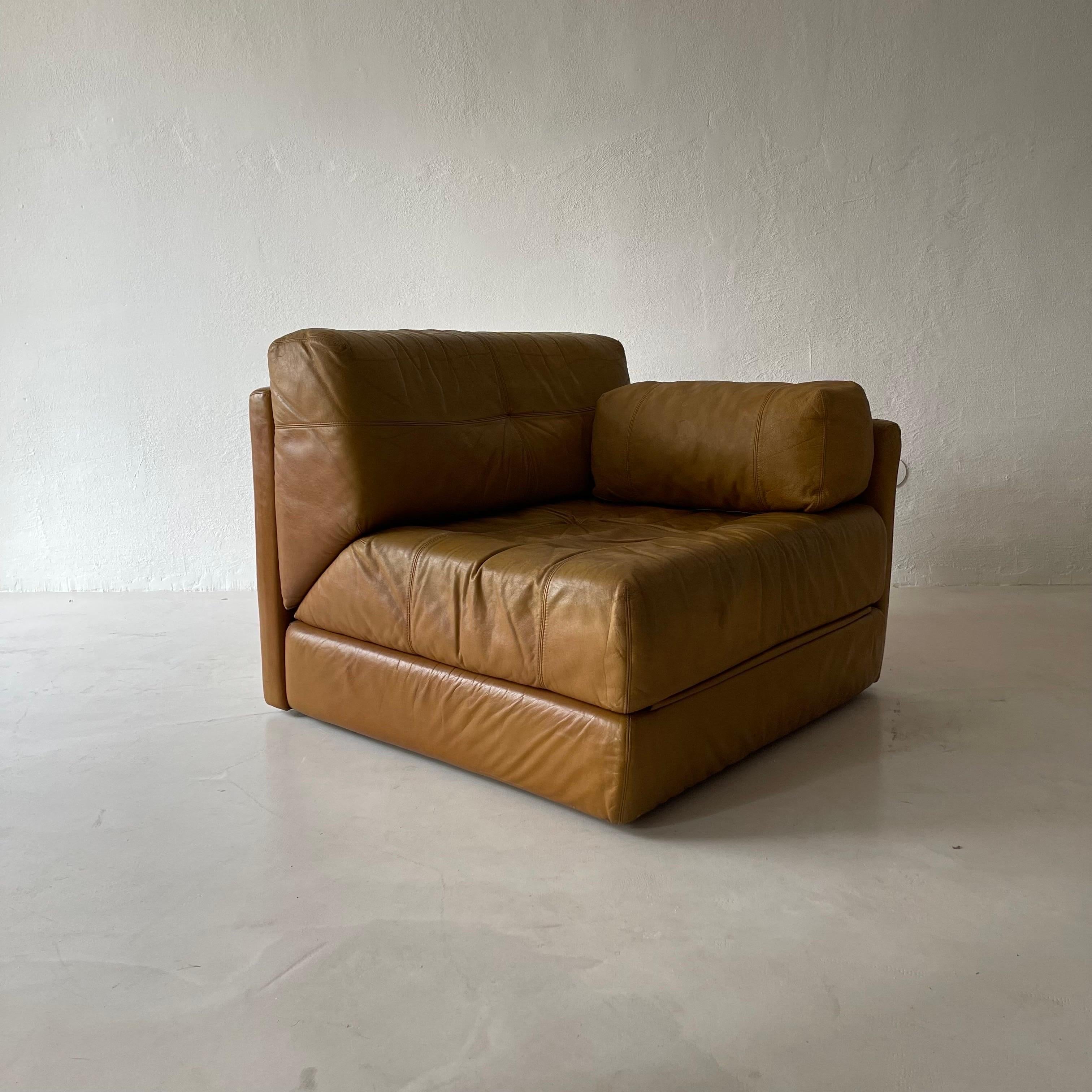 Wittmann Atrium Cognac Leather Pair Lounge Chairs, 1970s For Sale 4