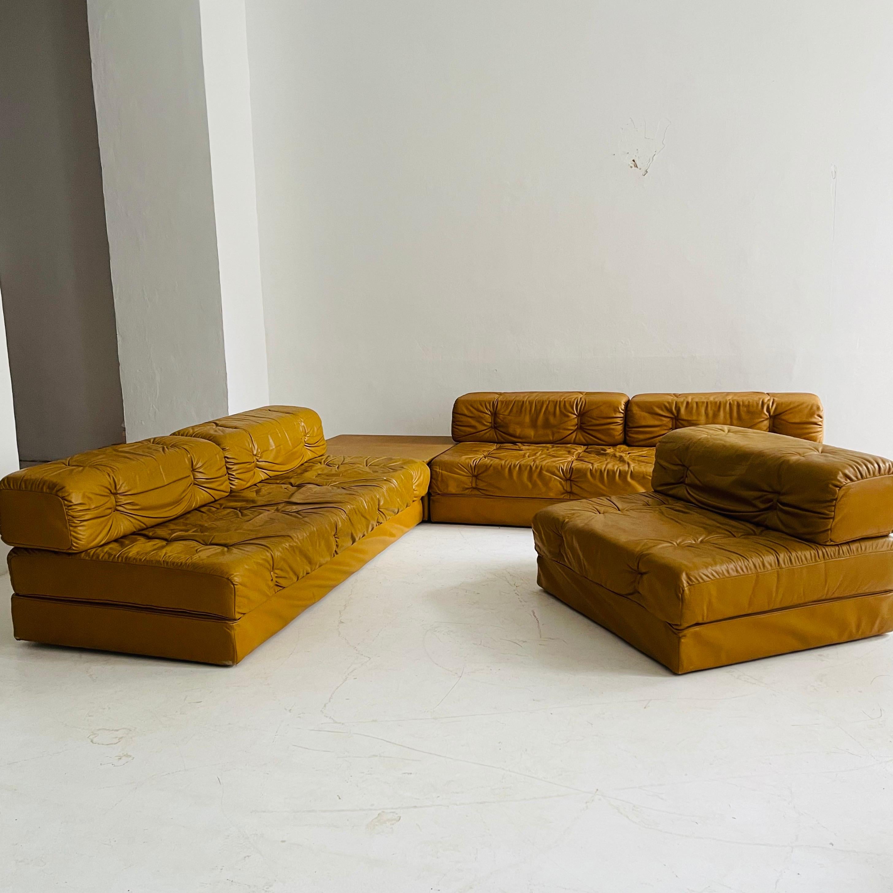Wittmann Atrium Cognac Leather Living Room Suite Sofa Daybeds, Austria, 1970s For Sale 6