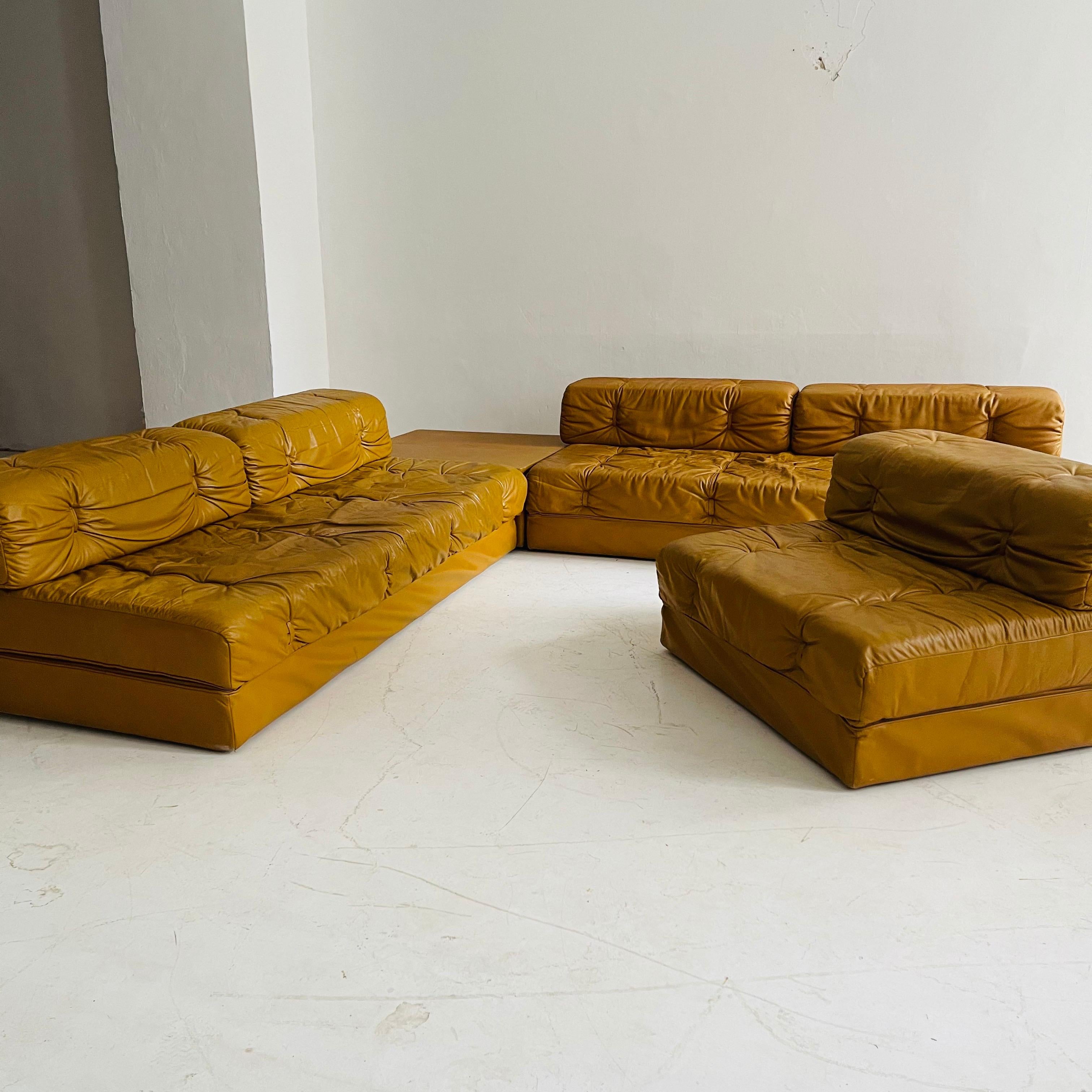 Wittmann Atrium Cognac Leather Living Room Suite Sofa Daybeds, Austria, 1970s For Sale 9