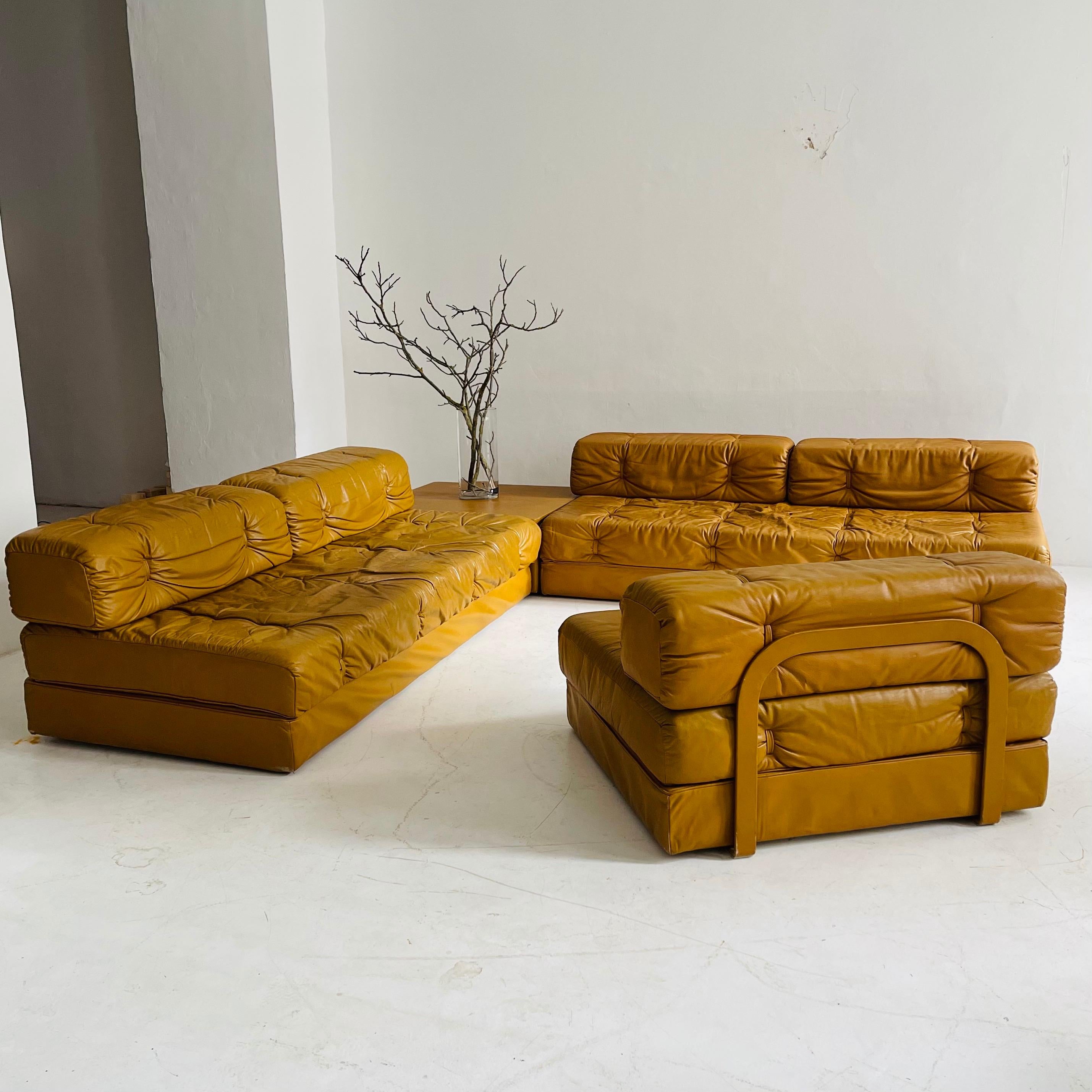 Austrian Wittmann Atrium Cognac Leather Living Room Suite Sofa Daybeds, Austria, 1970s For Sale