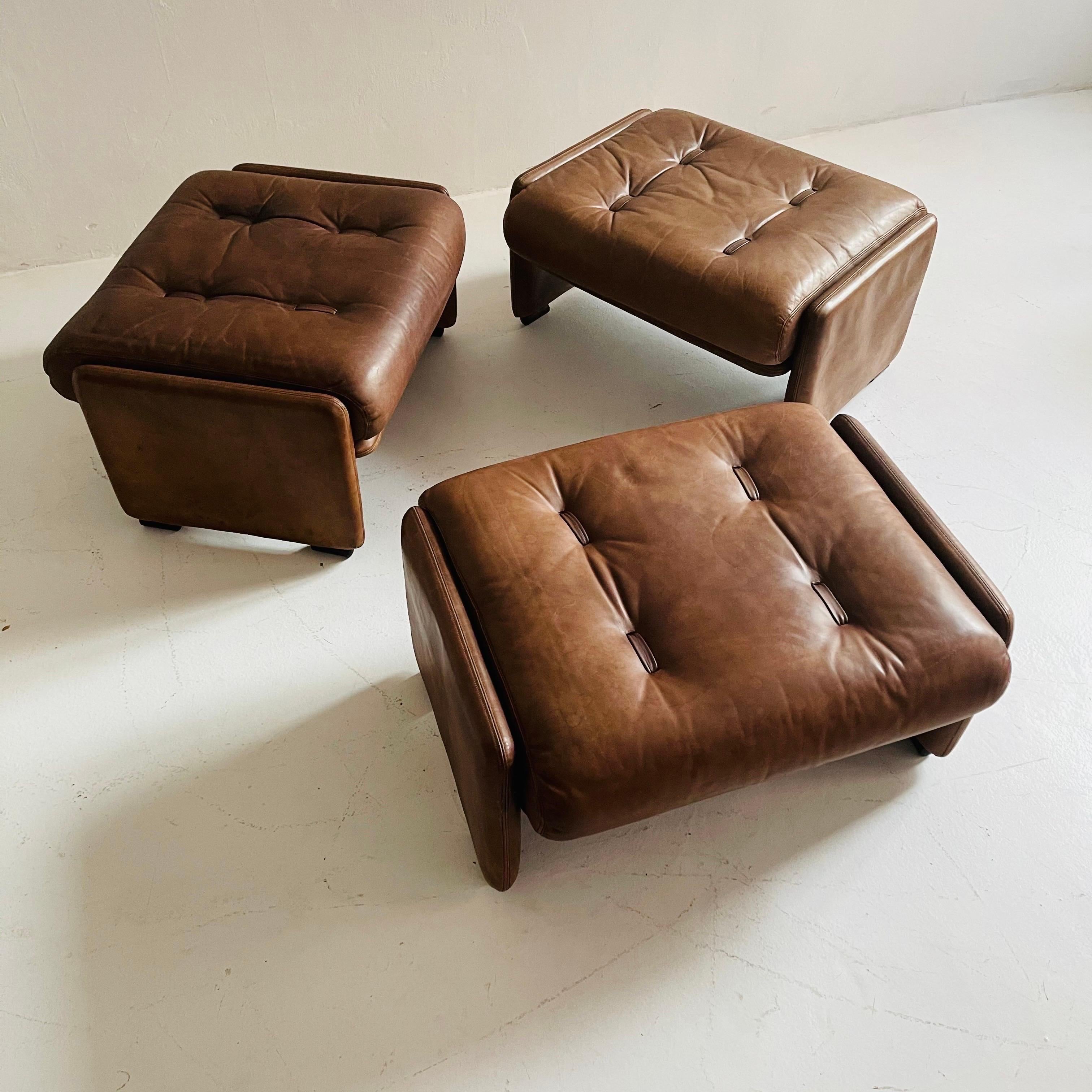Mid-Century Modern Wittmann Atrium Patinated Leather Ottomans Set of Three, Austria, 1970s For Sale