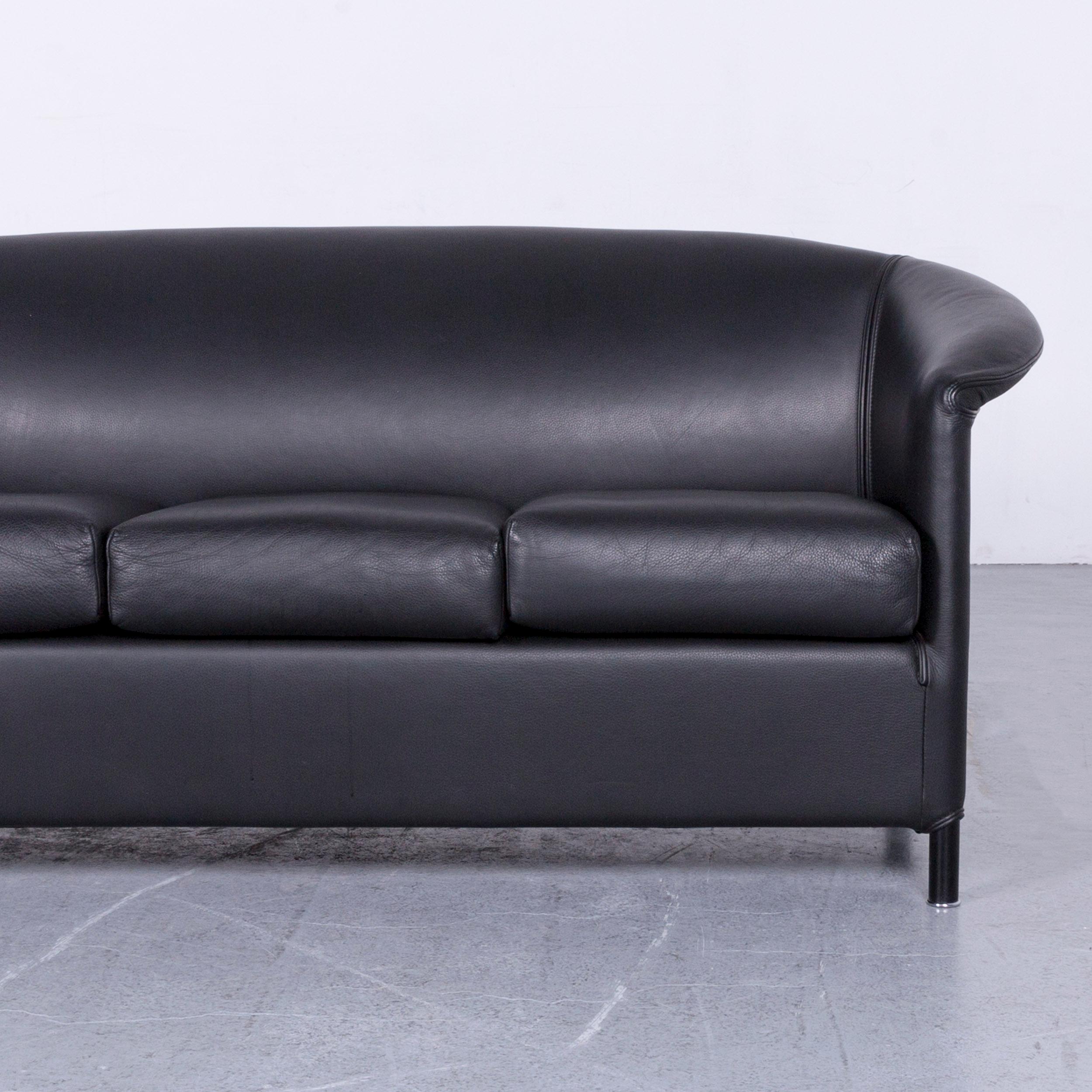 Wittmann Aura Designer Leather Sofa Black Two-Seat Couch In Good Condition For Sale In Cologne, DE