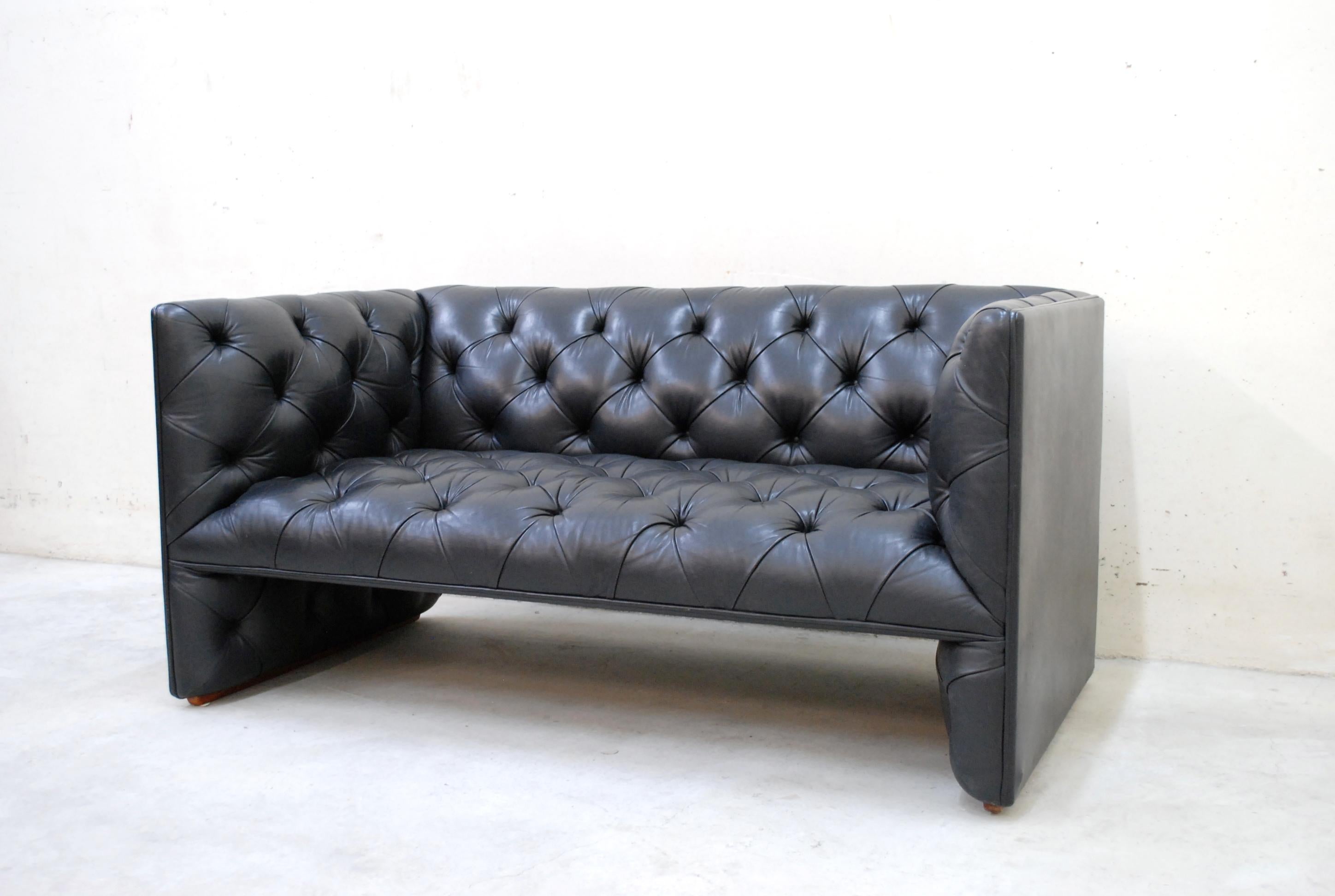 Austrian Wittmann Black Leather Sofa Model Edwards Design by Eward B. Tuttle For Sale
