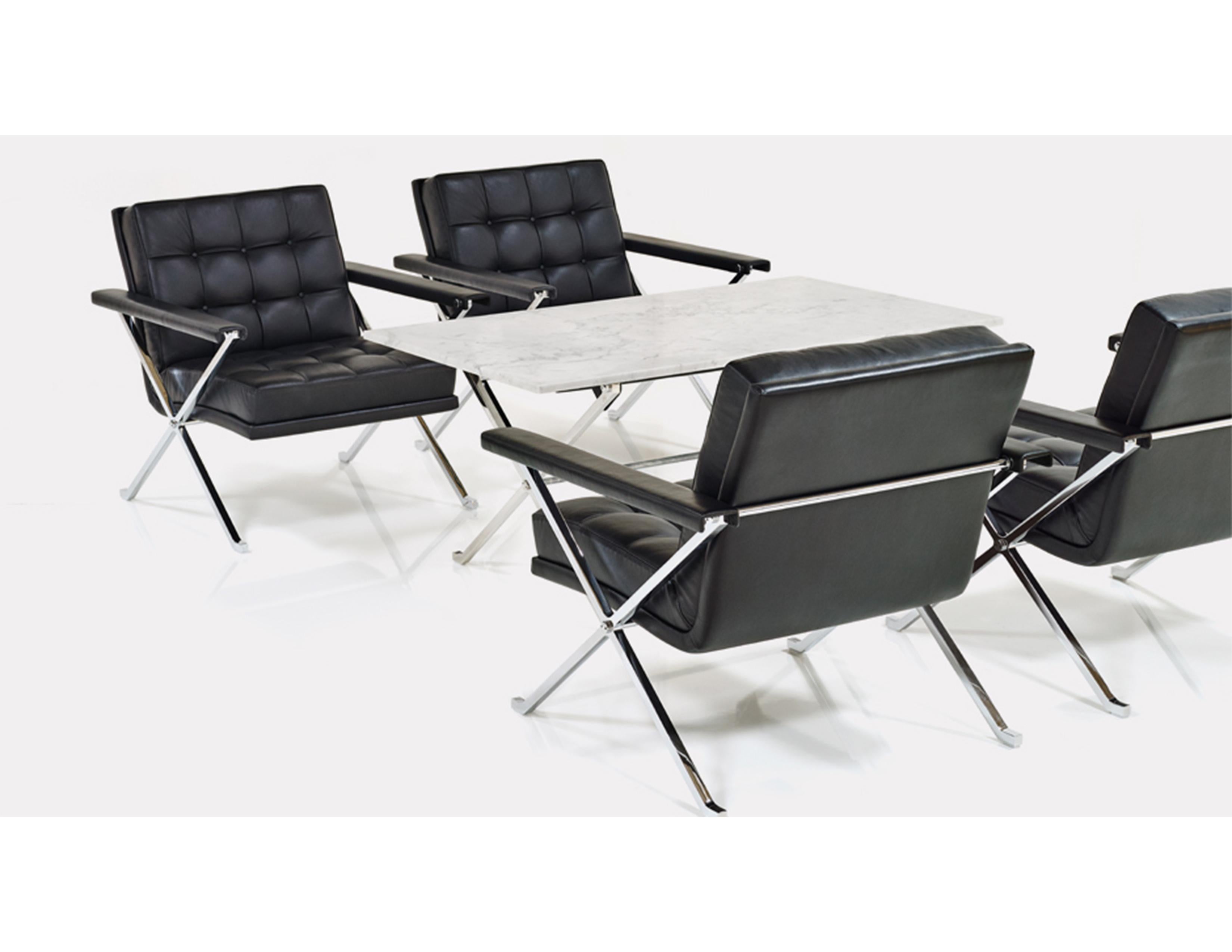 Sillón de piel Wittmann Constanze personalizable de Johannes Spalt en Nuevo estado para la venta en New York, NY