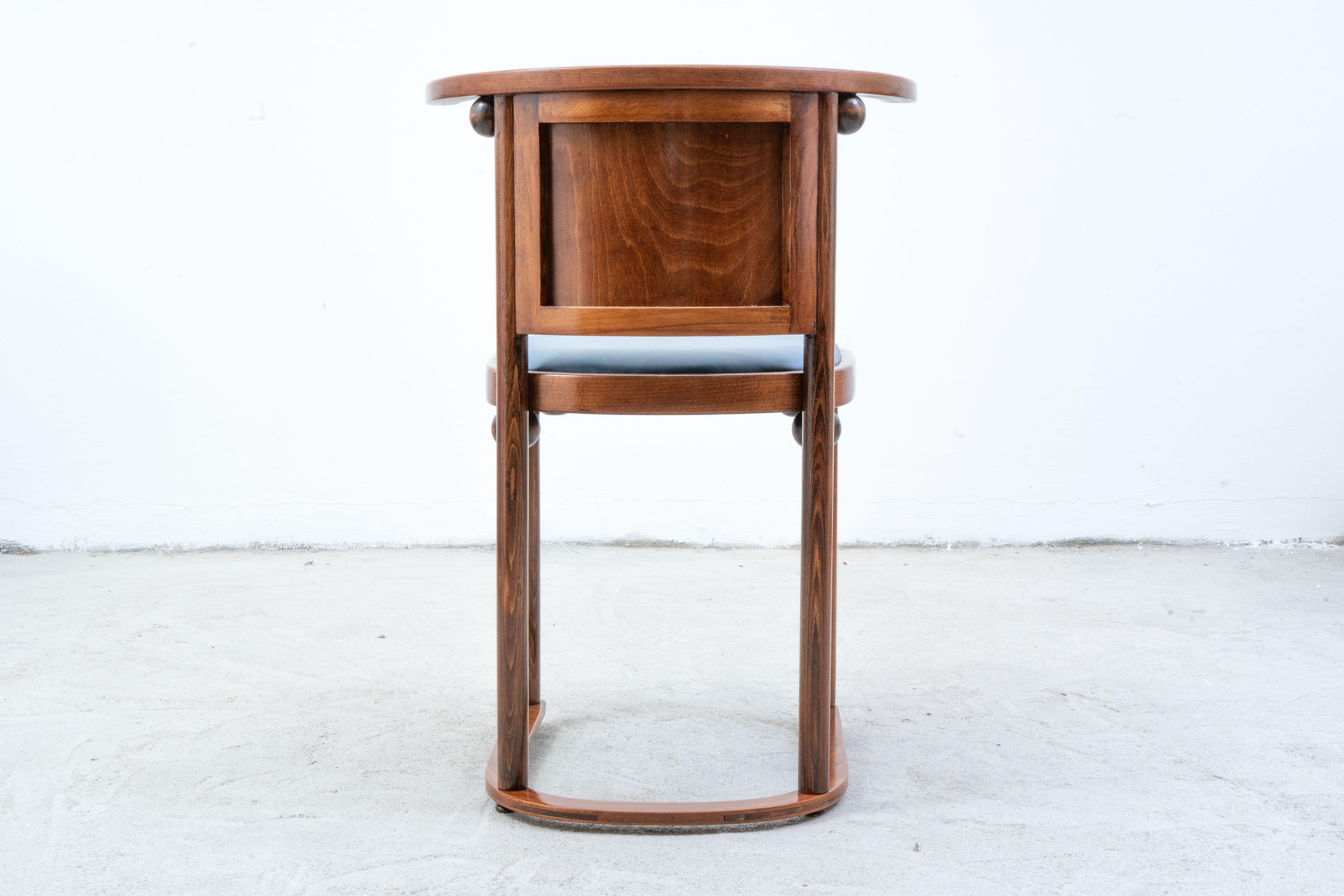 Wittmann - Josef Hoffmann - Fledermaus - Chair (6) - Beech, Leather (Leder) im Angebot