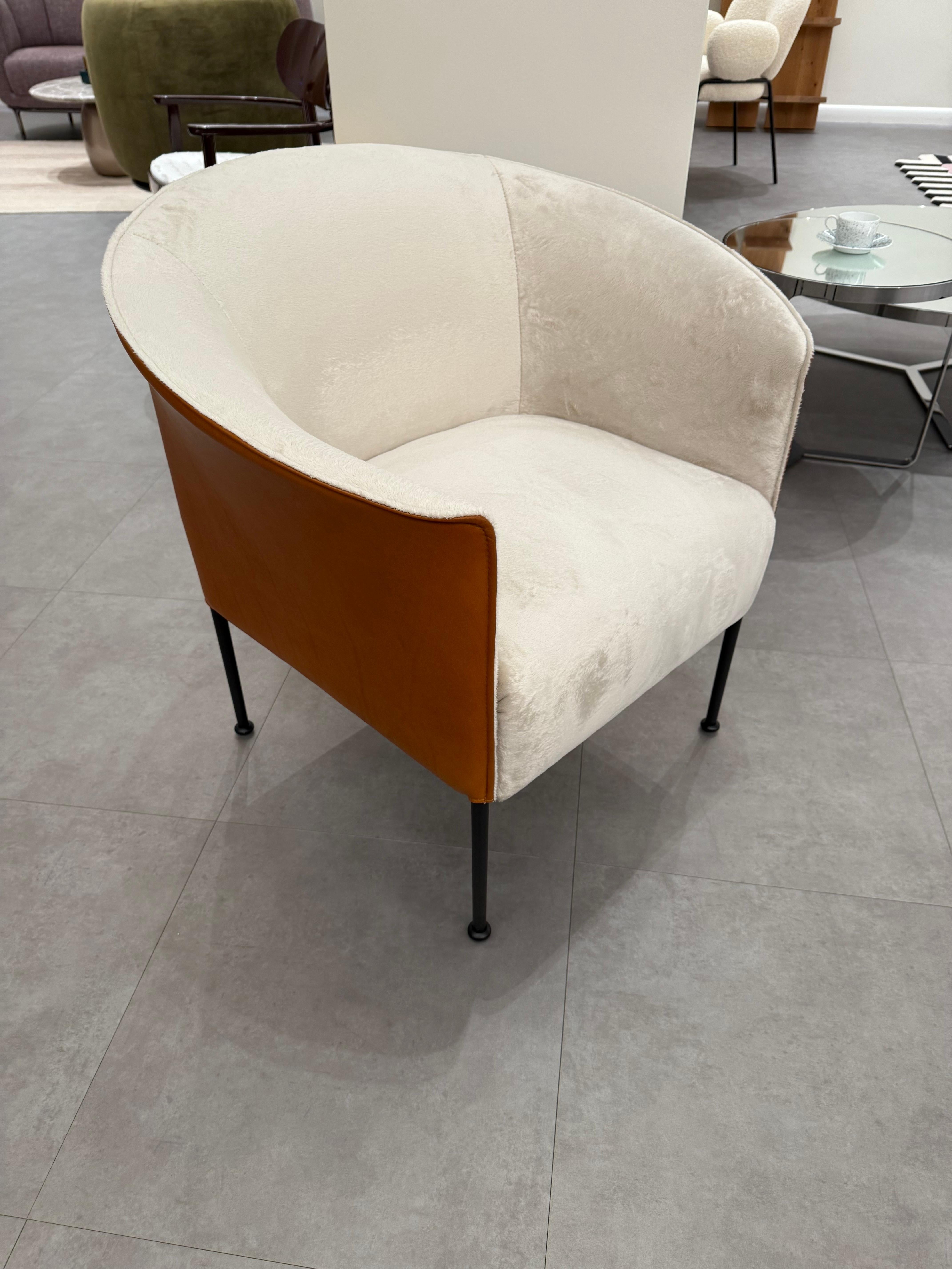 Upholstery Wittmann Lilian Lounge Chair by Wittmann Workshop in STOCK For Sale