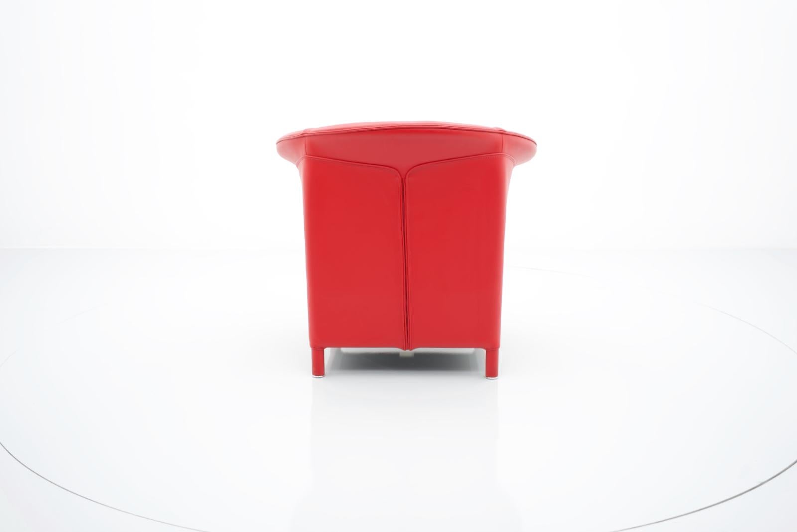 Wittmann Lounge Chair Aura in Red Leather by Paolo Piva 1983 For Sale 2