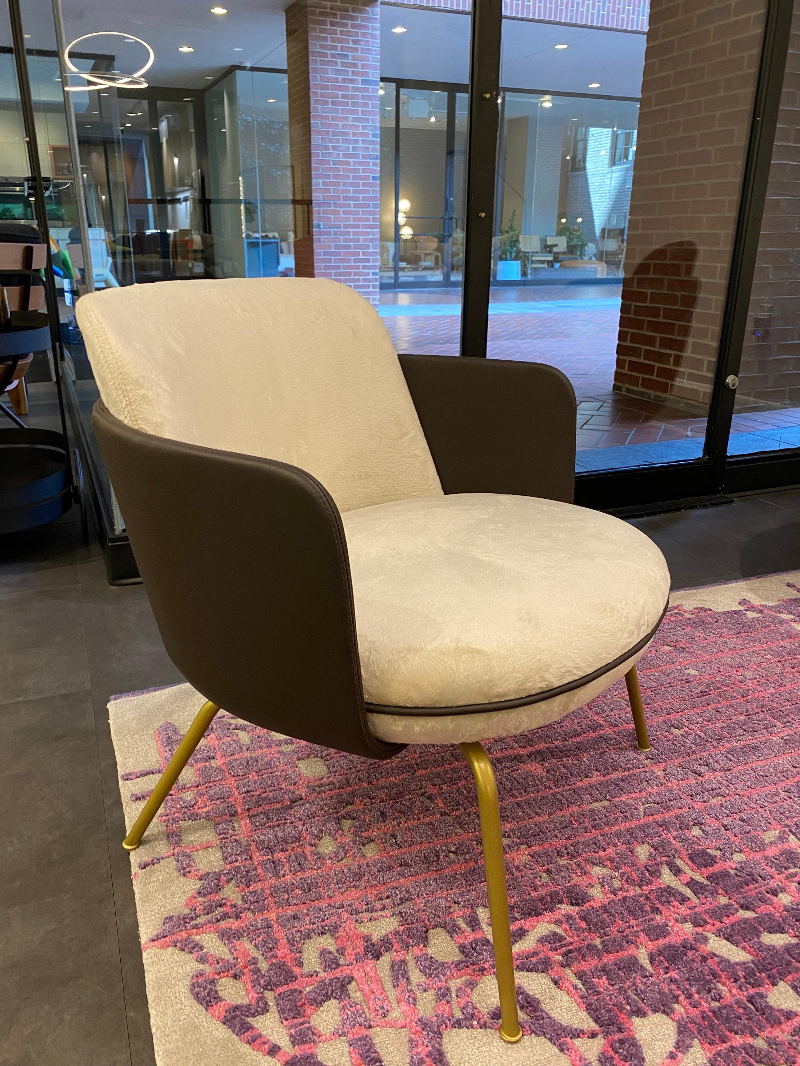 Wittmann Merwyn Lounge Chair by  Sebastian Herkner n STOCK In Excellent Condition For Sale In New York, NY