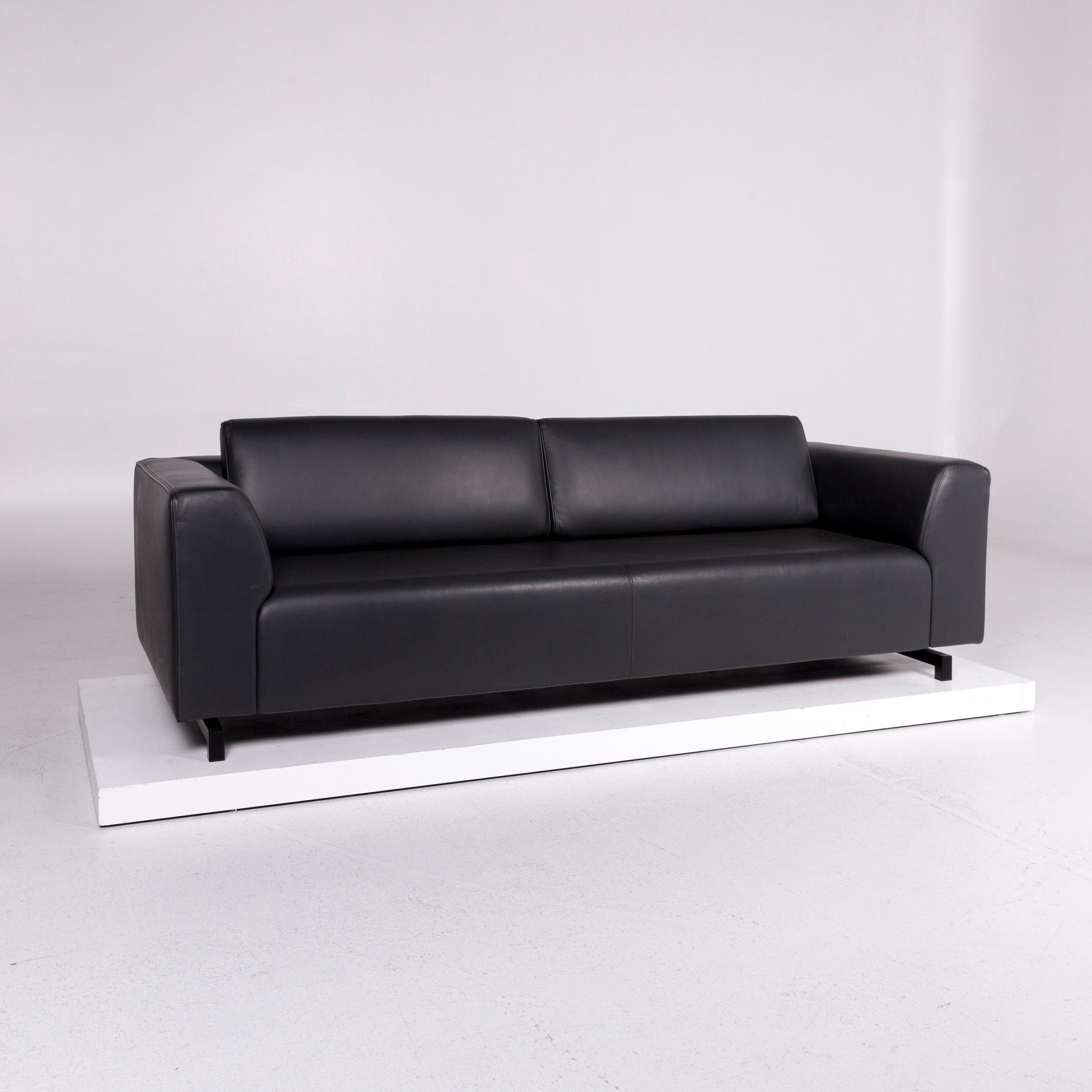 We bring to you a Wittmann square leather sofa gray dark gray three-seat couch.
 
 Product measurements in centimeters:
 
Depth 93
Width 221
Height 73
Seat-height 39
Rest-height 62
Seat-depth 51
Seat-width 176
Back-height 33.
  