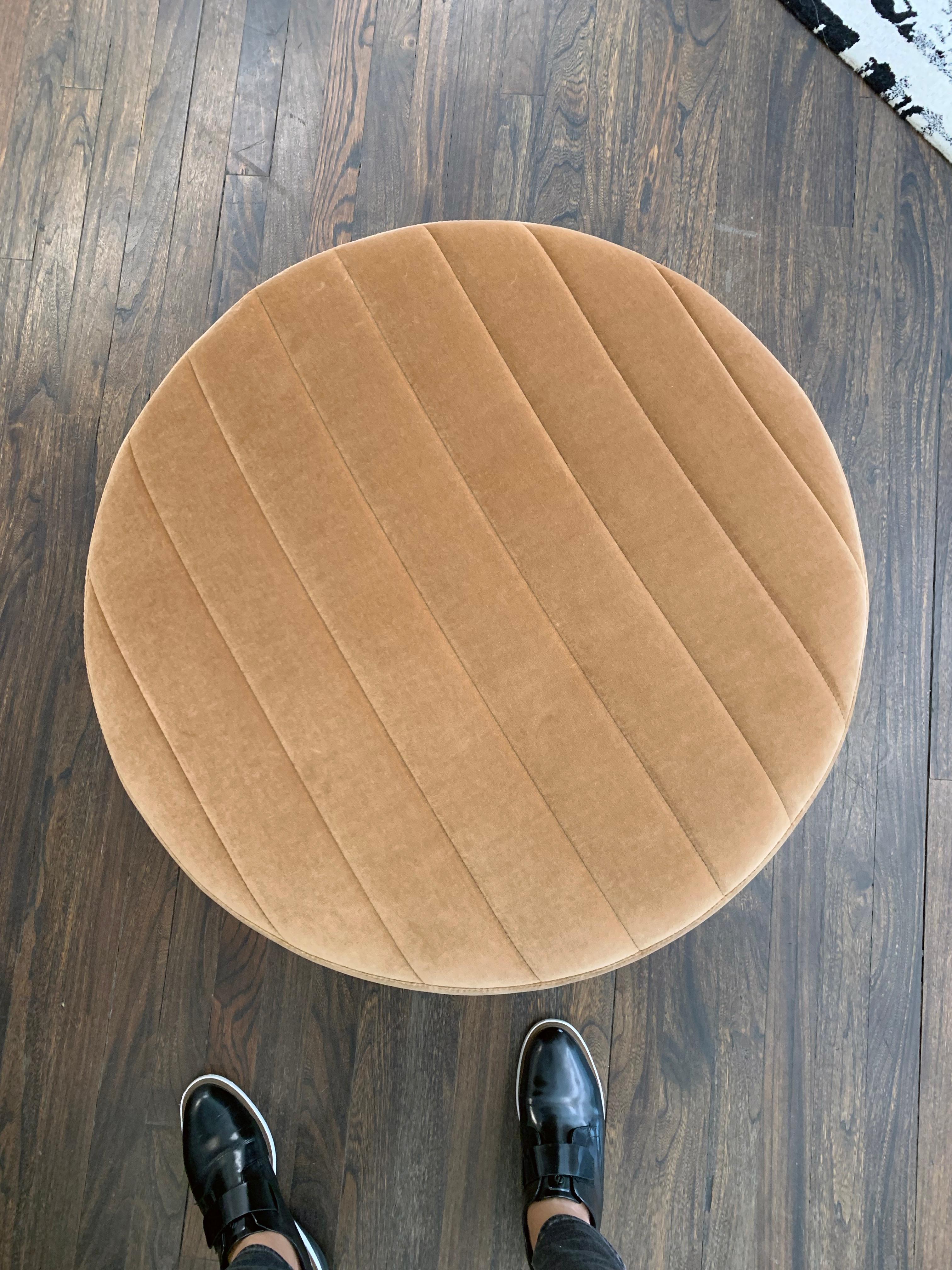 Wittmann Velvet Earth Oyster Ottoman 2