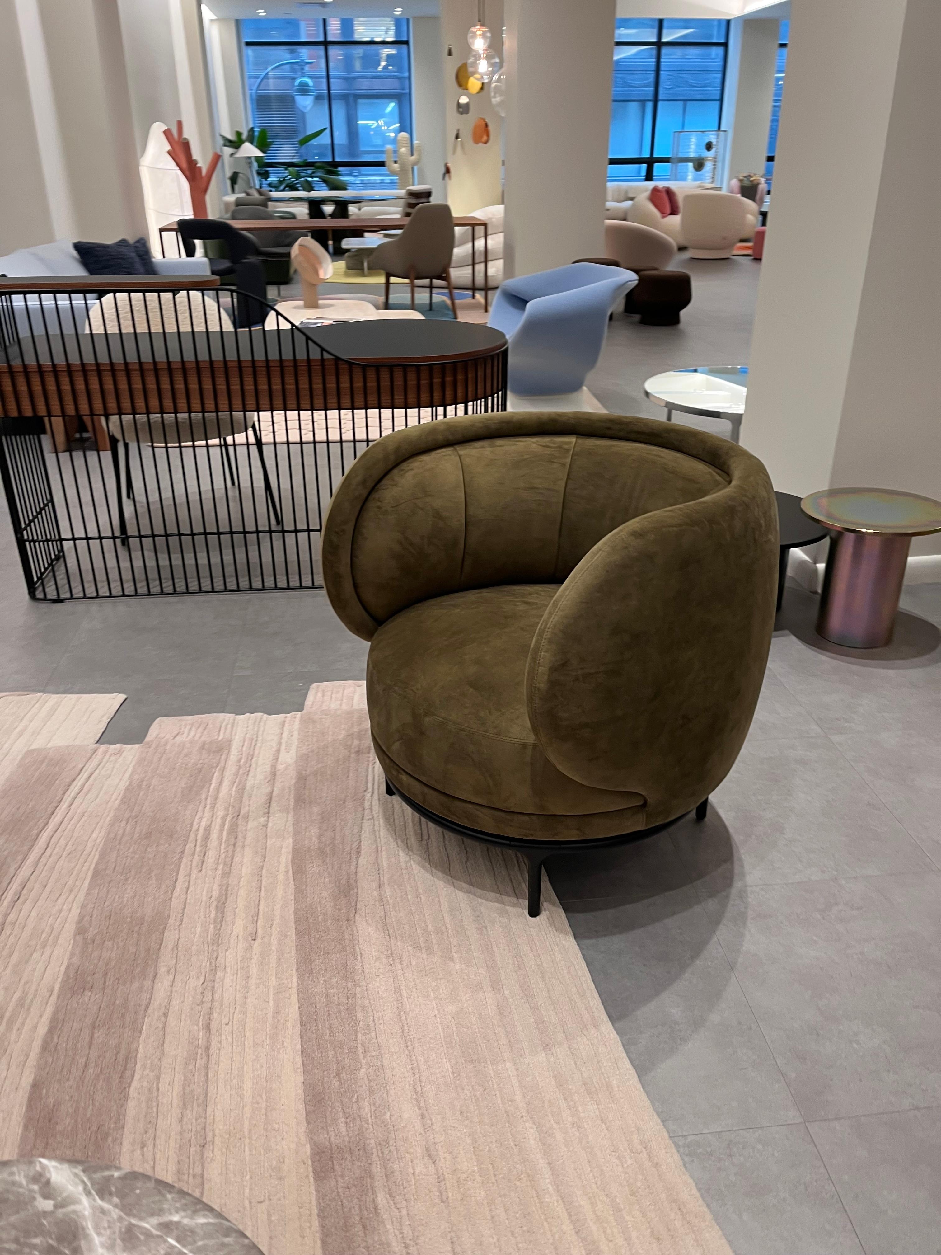 Wittmann Vuelta 80 Swivel Chair by Jaime Hayon in STOCK For Sale 5
