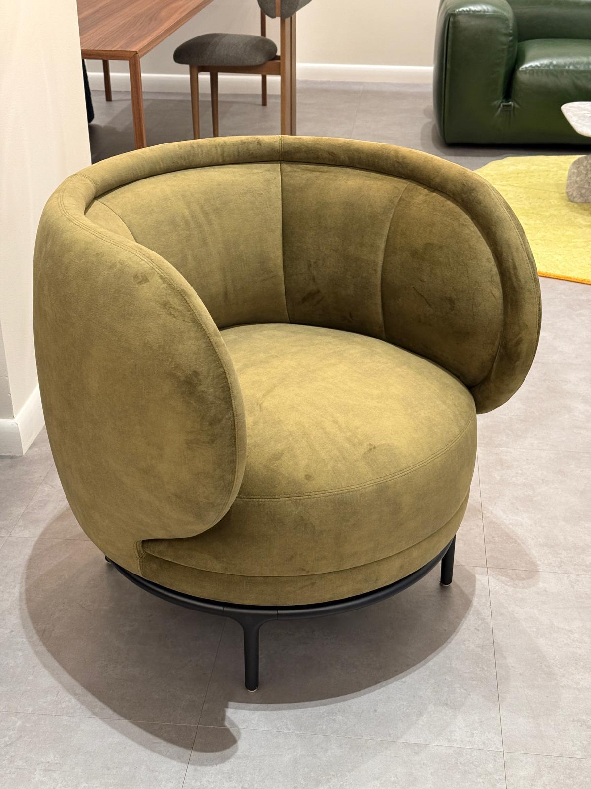 Fabric Wittmann Vuelta 80 Swivel Chair by Jaime Hayon in STOCK For Sale