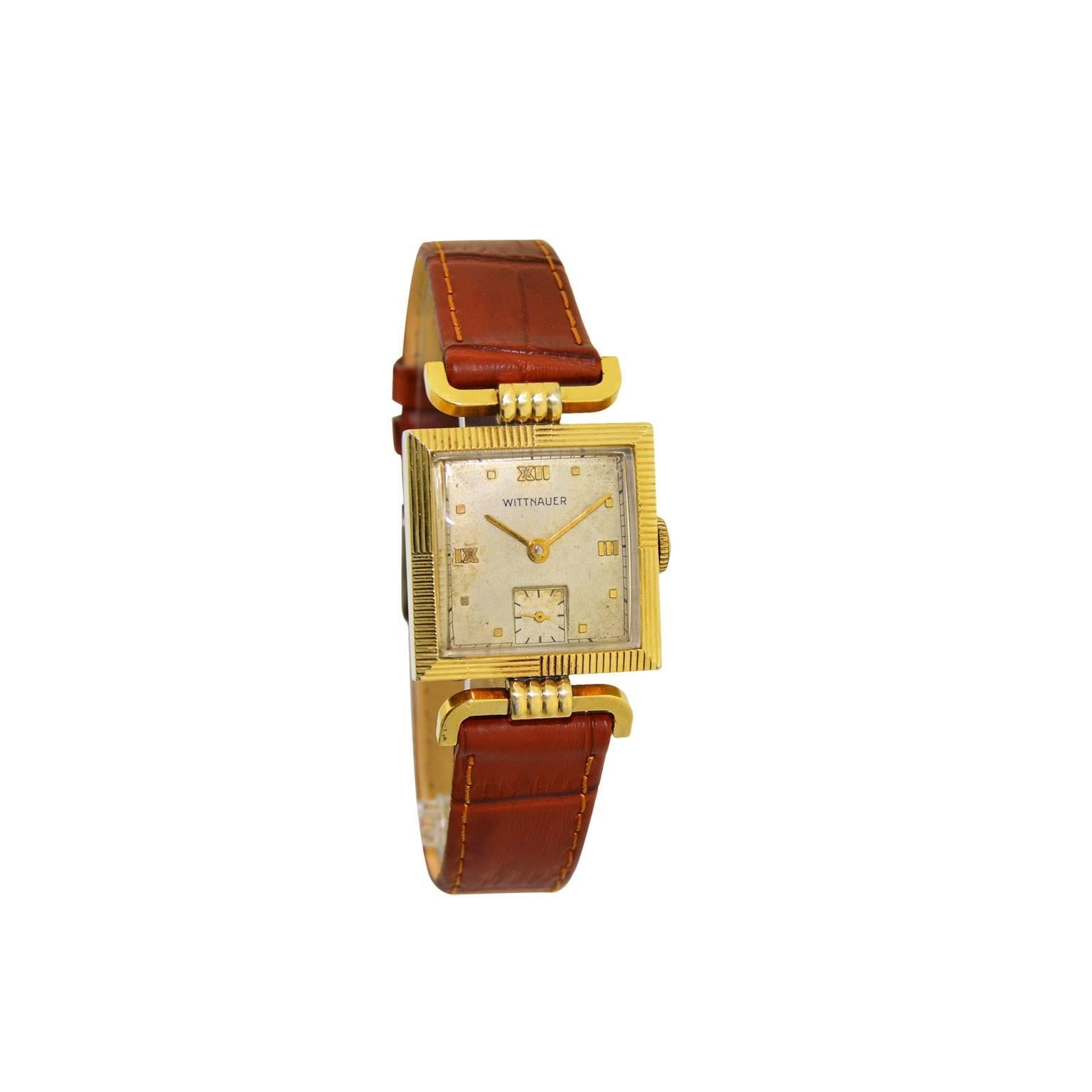 Women's or Men's Wittnauer Yellow Gold Filled Articulated Lugs Manual Wristwatch, circa 1940s