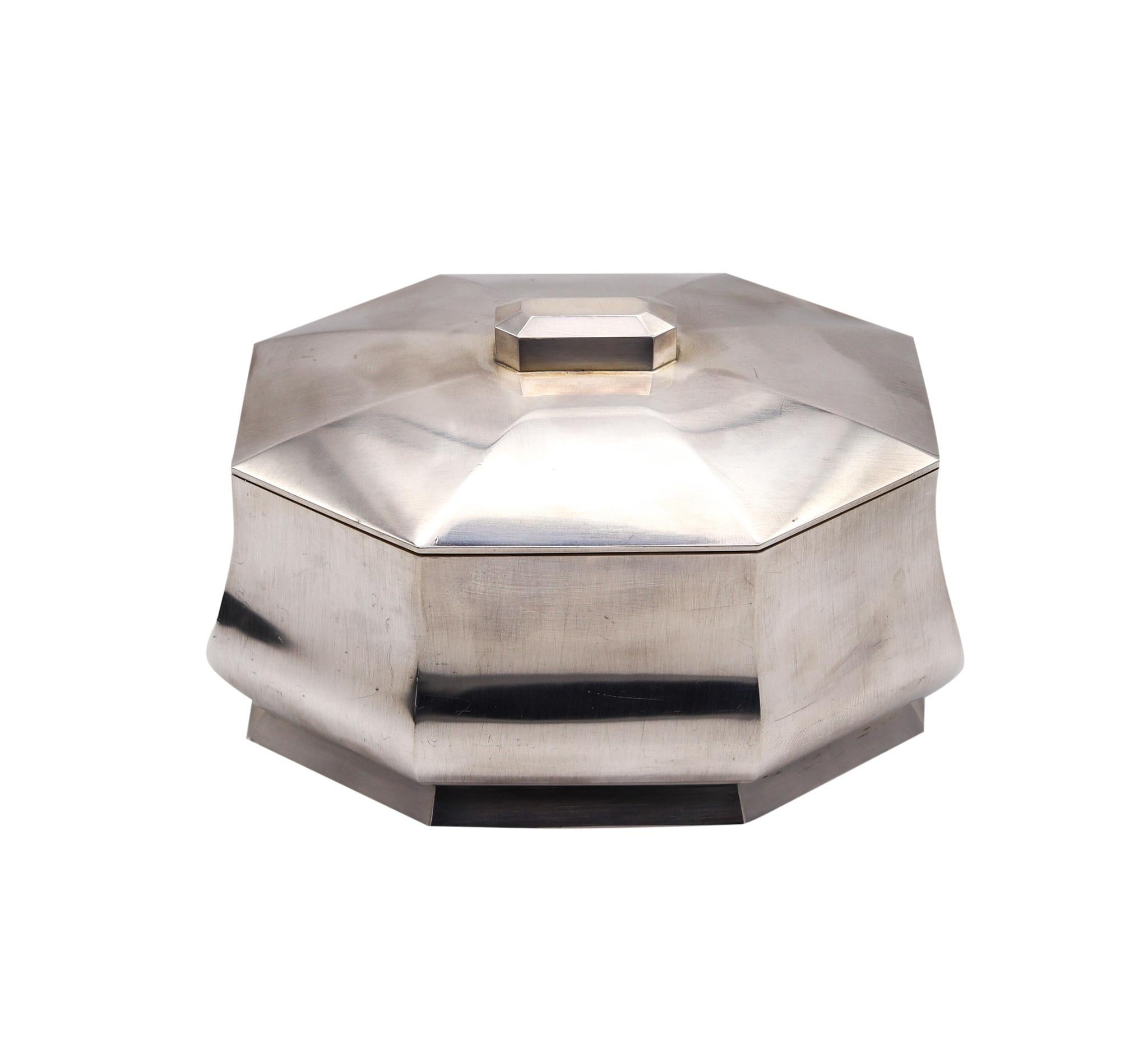 Wiwen Nilsson 1956 Sweden Art Deco Geometric Box in .925 Sterling Silver In Excellent Condition In Miami, FL