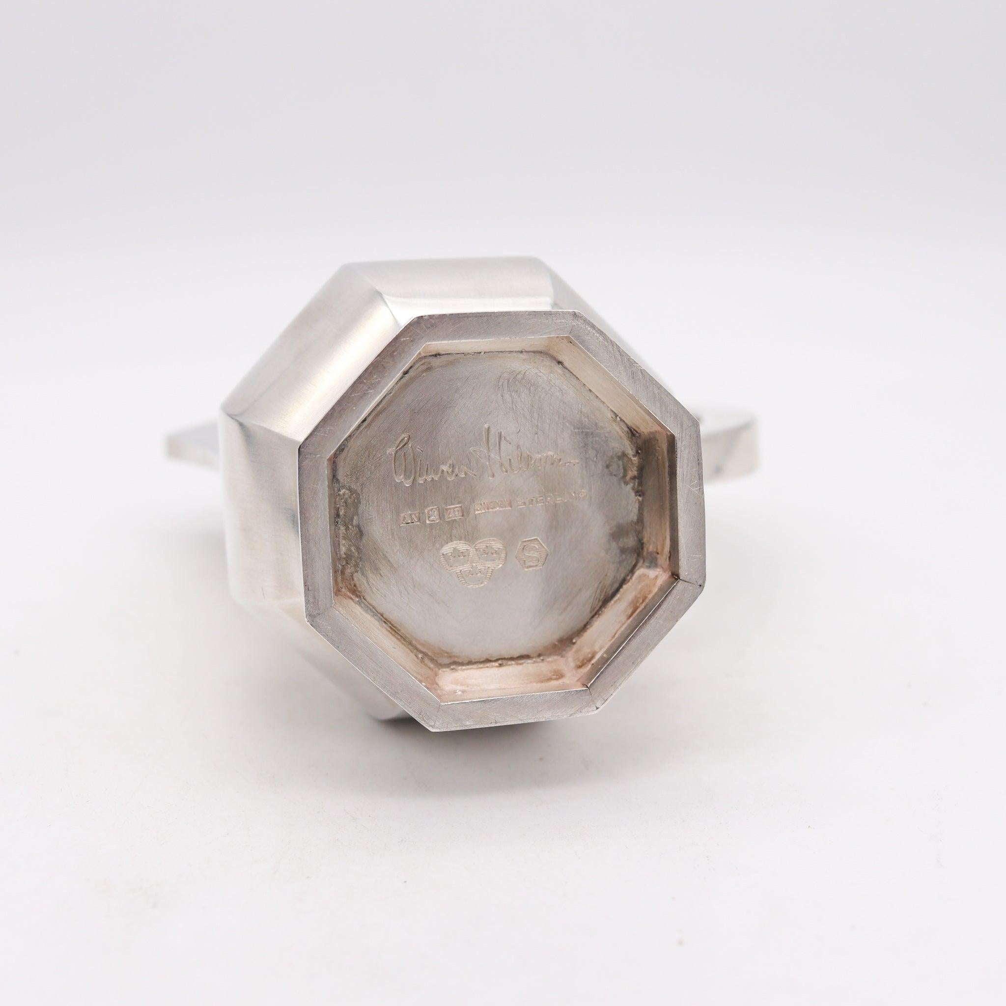 WIWEN NILSSON 1974 Suecia Jarra geométrica con motivo Art Déco en plata de ley 925 Cepillado en venta