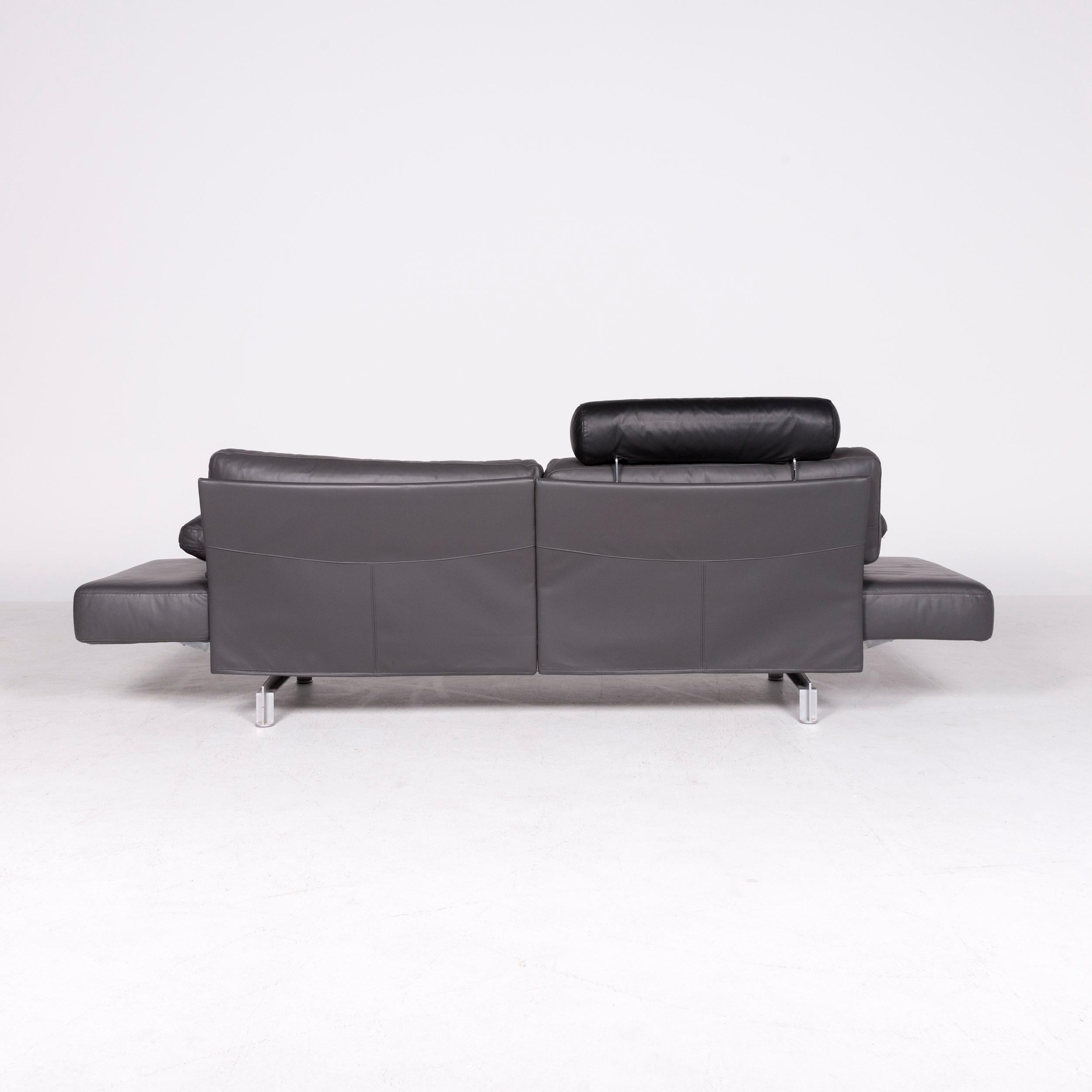 WK Wohnen Gaetano 687 Designer-Sofa aus grauem echtem Leder mit zwei Sitzen im Angebot 2