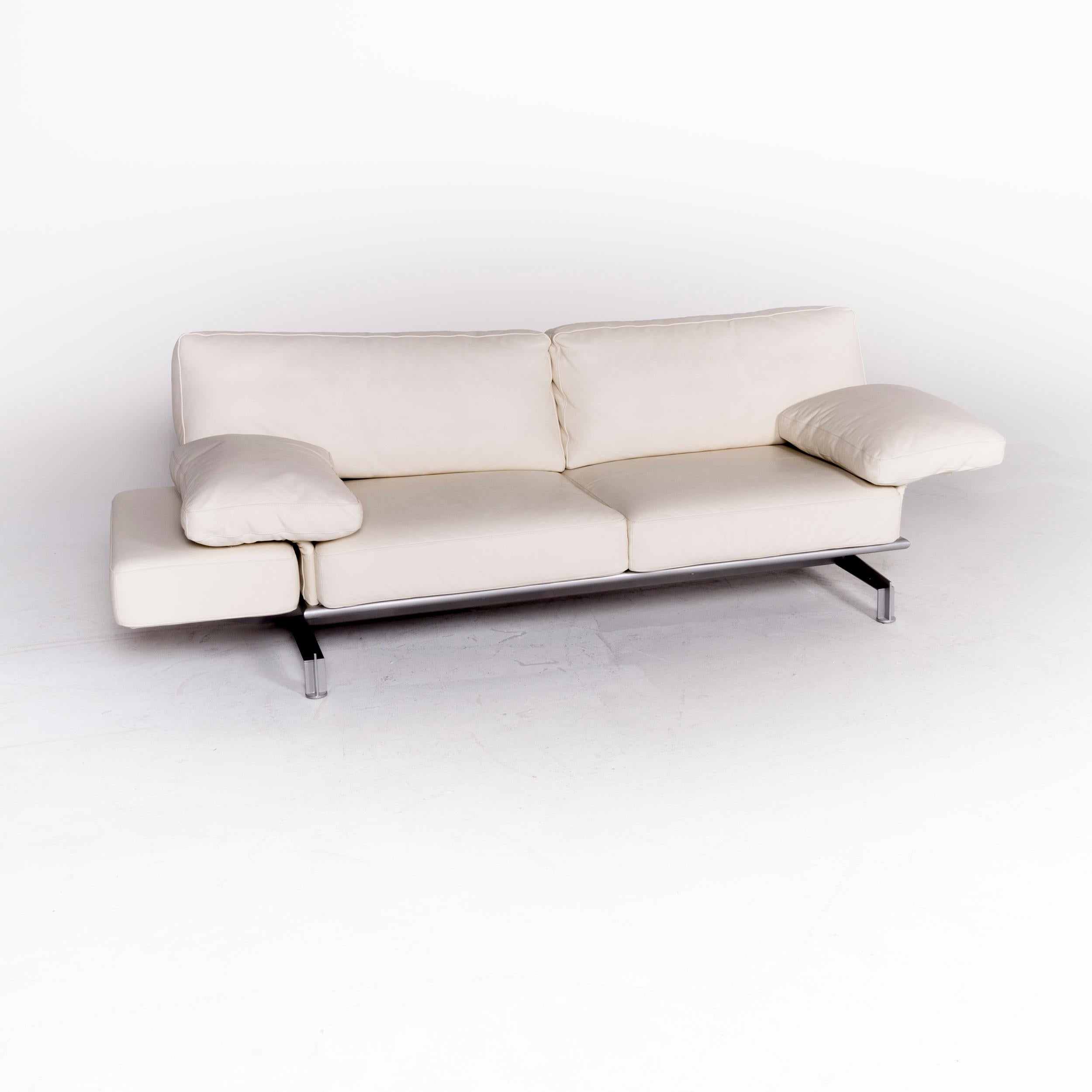 We bring to you a WK Wohnen Gaetano 687 designer leather sofa set white genuine leather.

Product measurements in centimeters:

Depth 90
Width 210
Height 76
Seat-height 42
Rest-height 59
Seat-depth 50
Seat-width 145
Back-height