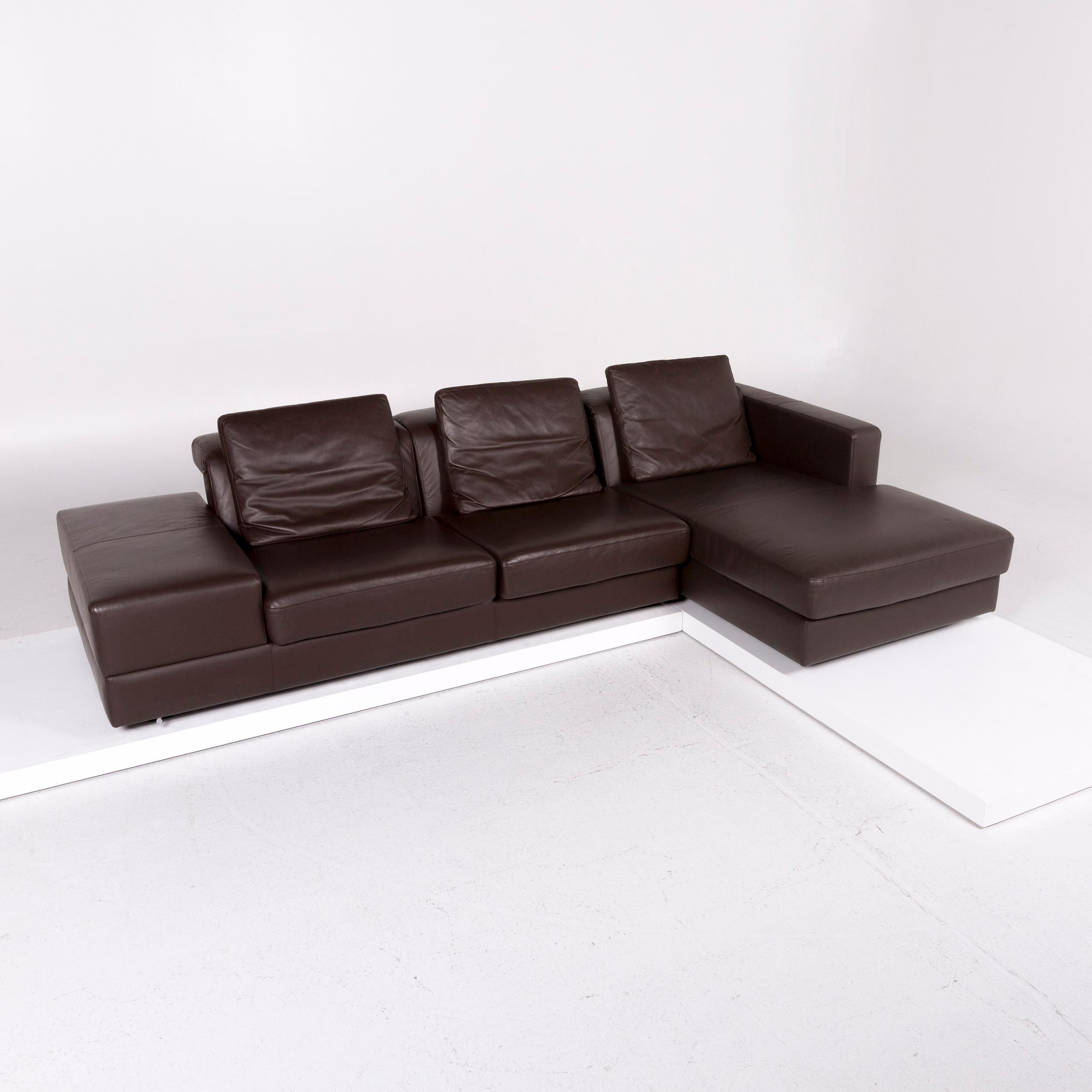 We bring to you a WK Wohnen leather corner sofa brown dark brown sofa couch.
  
 

 Product measurements in centimeters:
 

 Depth 89
Width 292
Height 68
Seat-height 42
Rest-height 47
Seat-depth 68
Seat-width 228
Back-height 27.